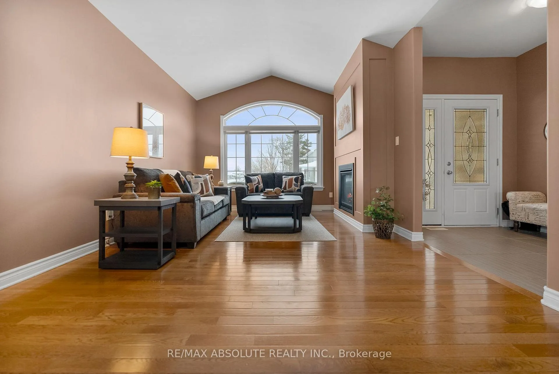 Photo 6 of 215 Arthur Street, Arnprior — HOMEH