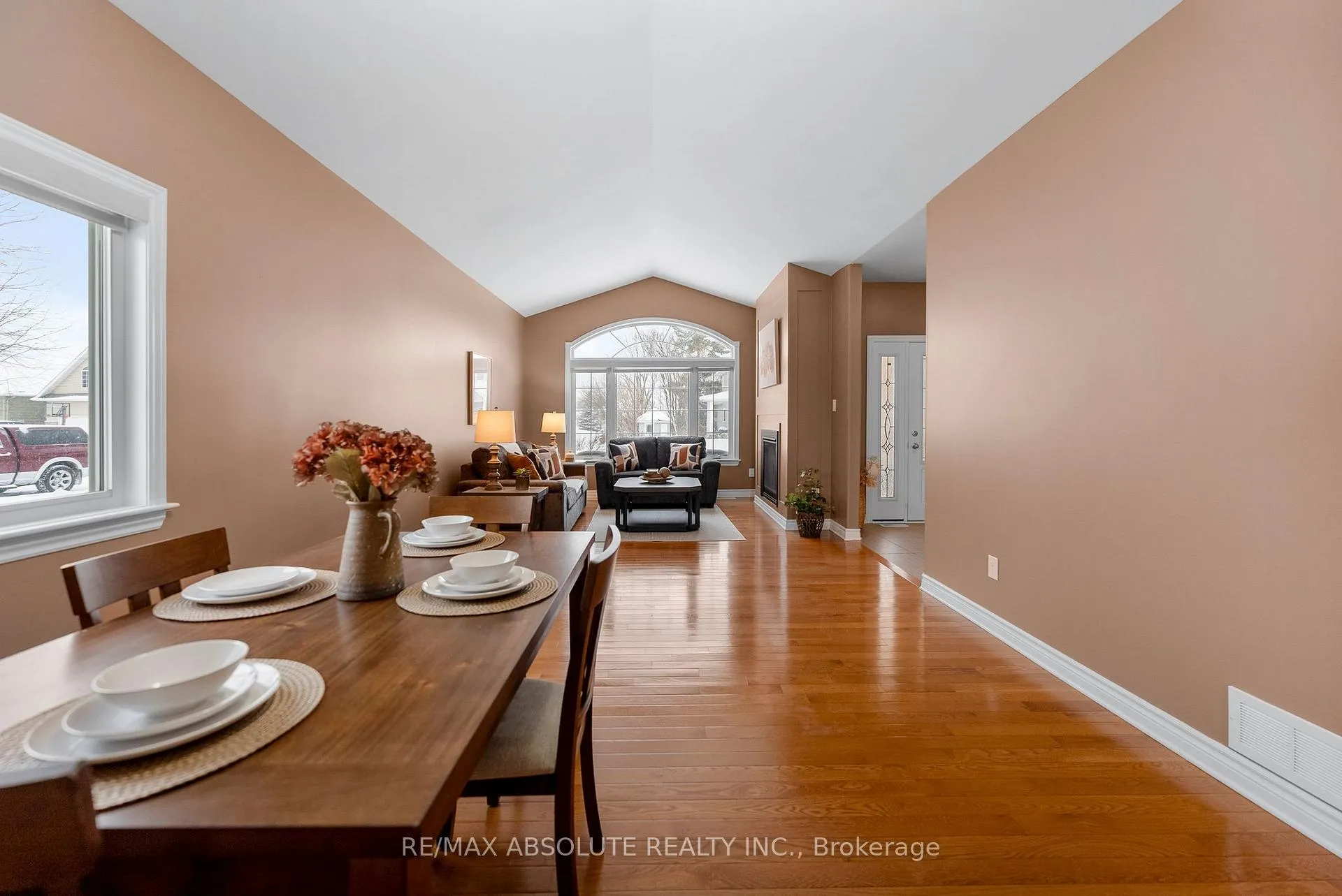 Photo 7 of 215 Arthur Street, Arnprior — HOMEH