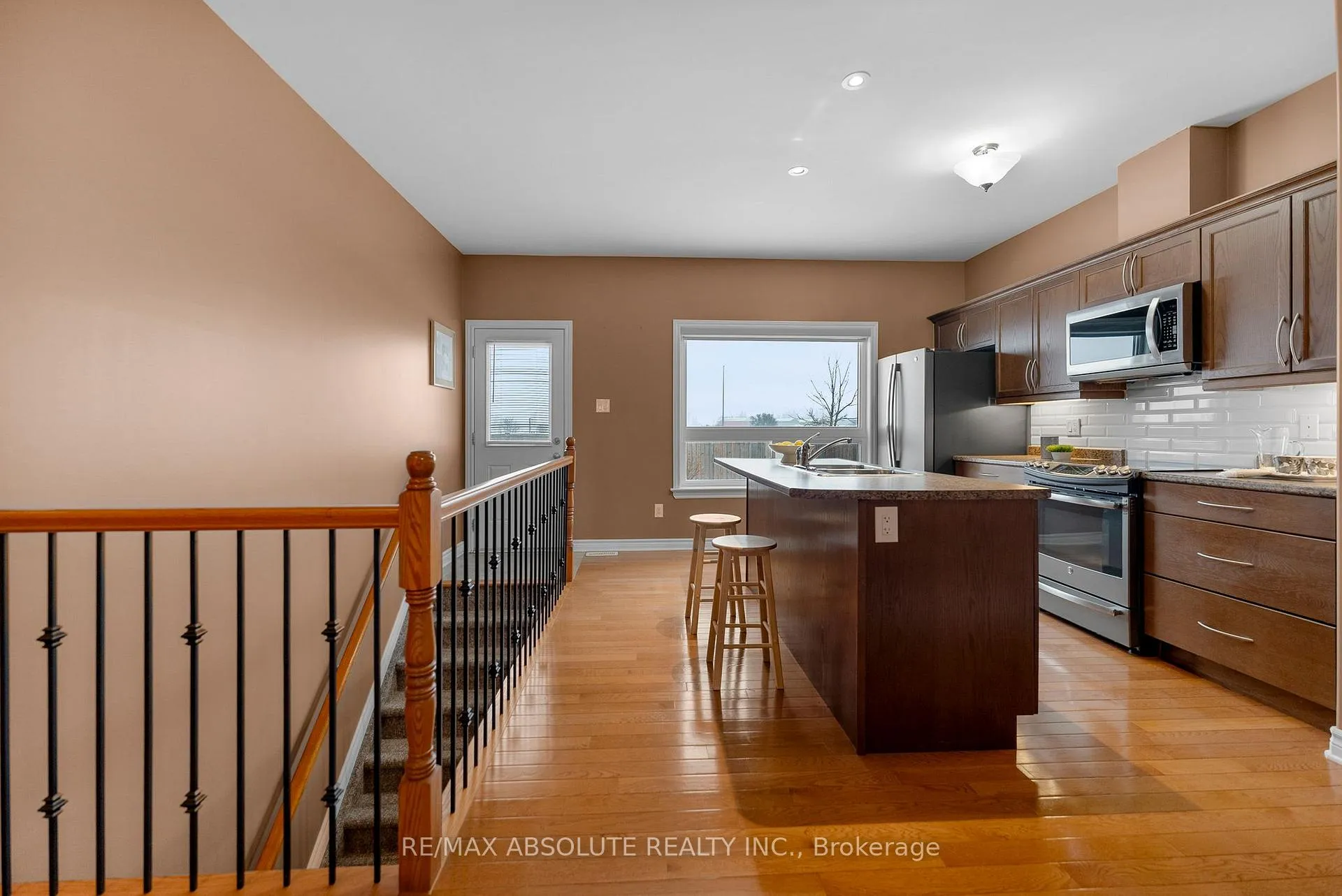 Photo 14 of 215 Arthur Street, Arnprior — HOMEH
