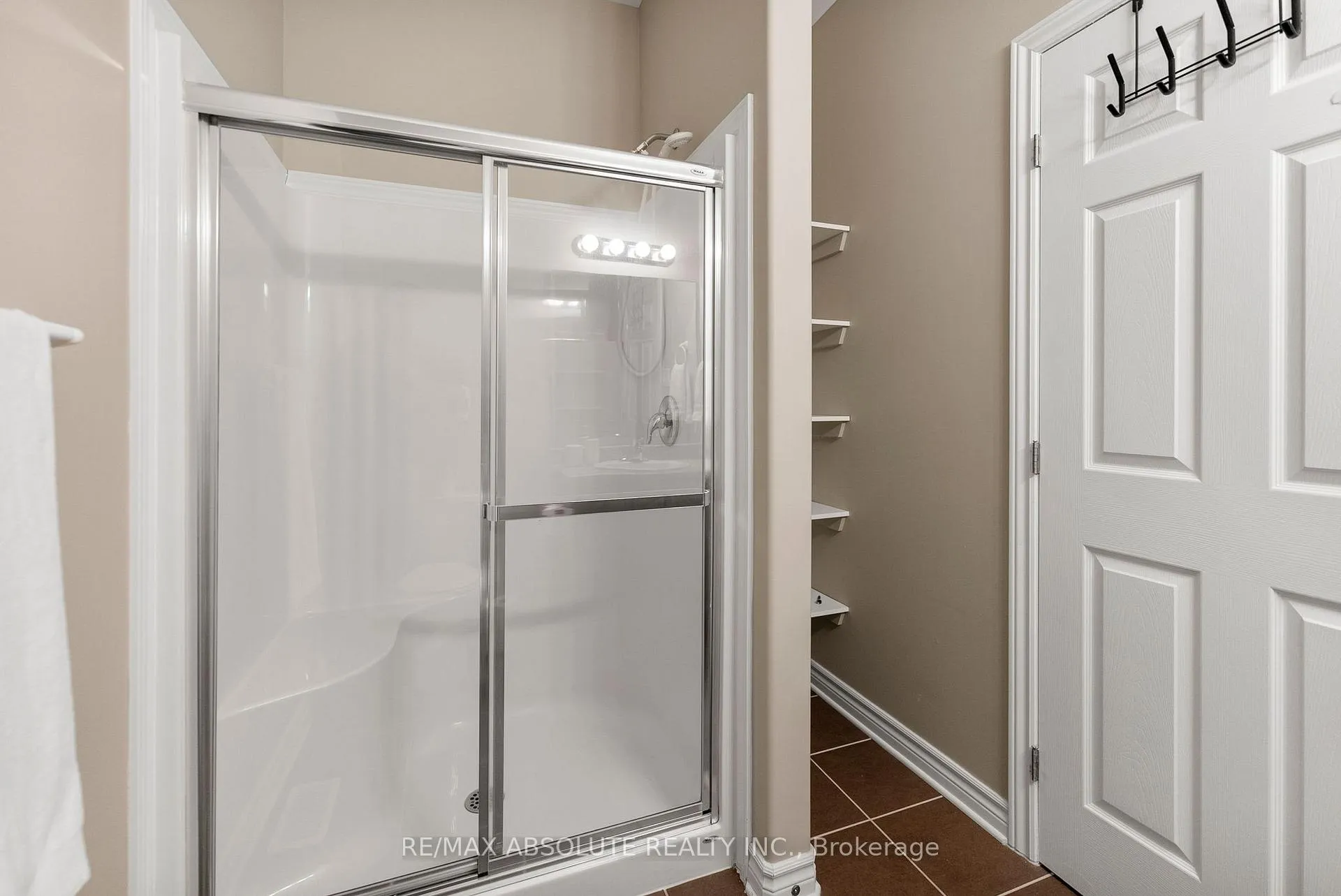 Photo 21 of 215 Arthur Street, Arnprior — HOMEH