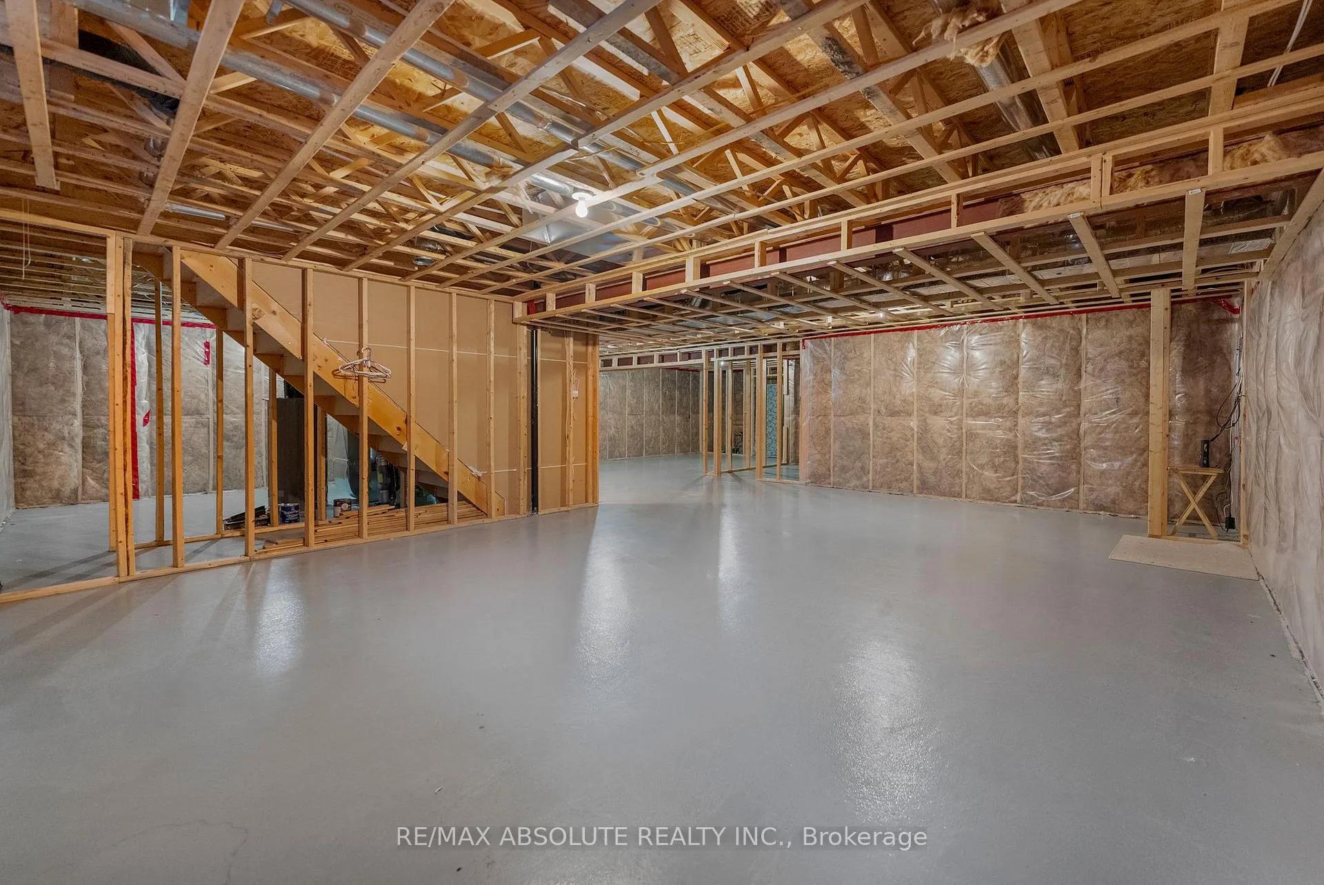 Photo 24 of 215 Arthur Street, Arnprior — HOMEH
