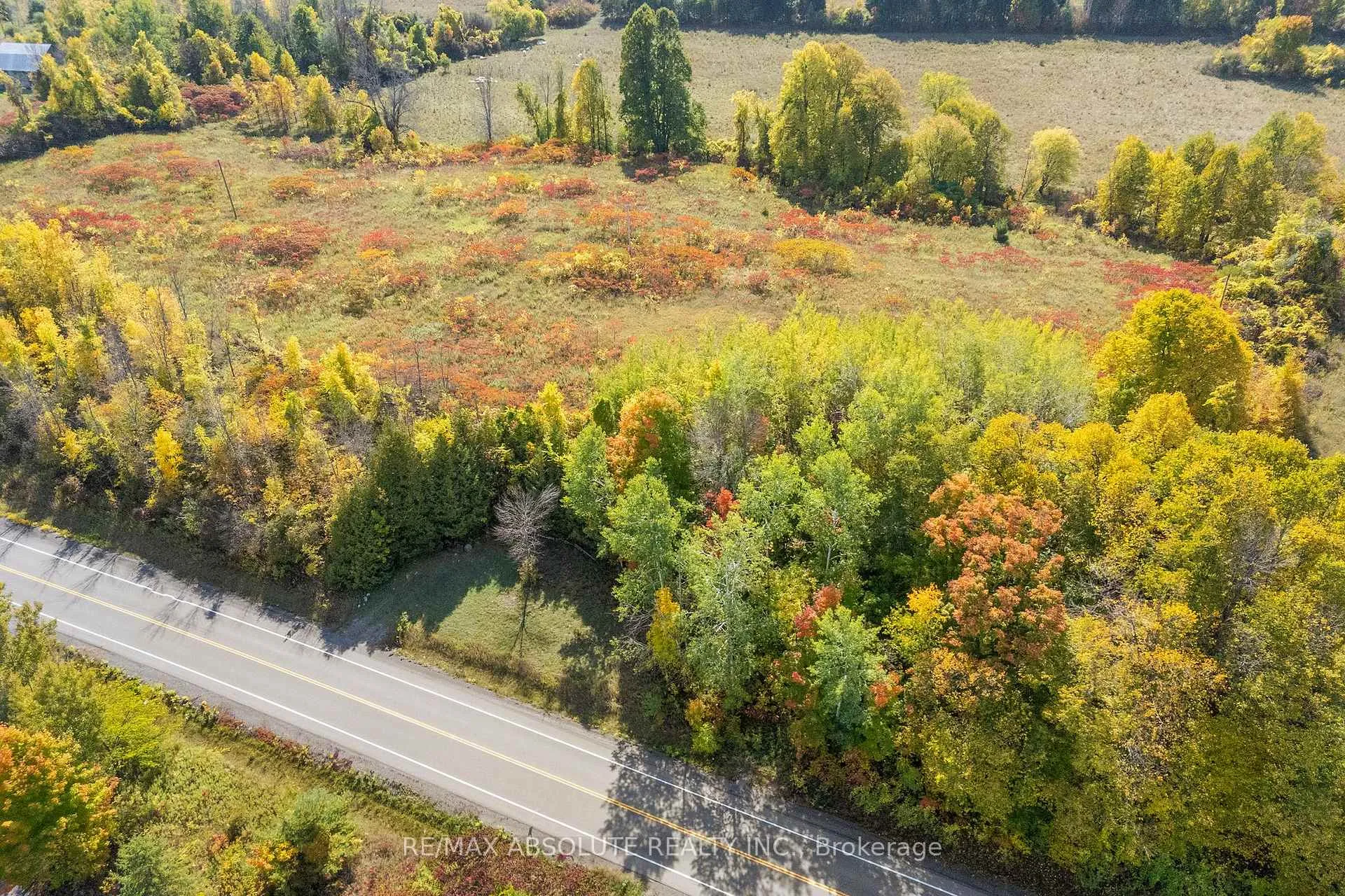 Photo 3 of 2325 River Road, McNab/Braeside, Mcnab/Braeside Twps — HOMEH