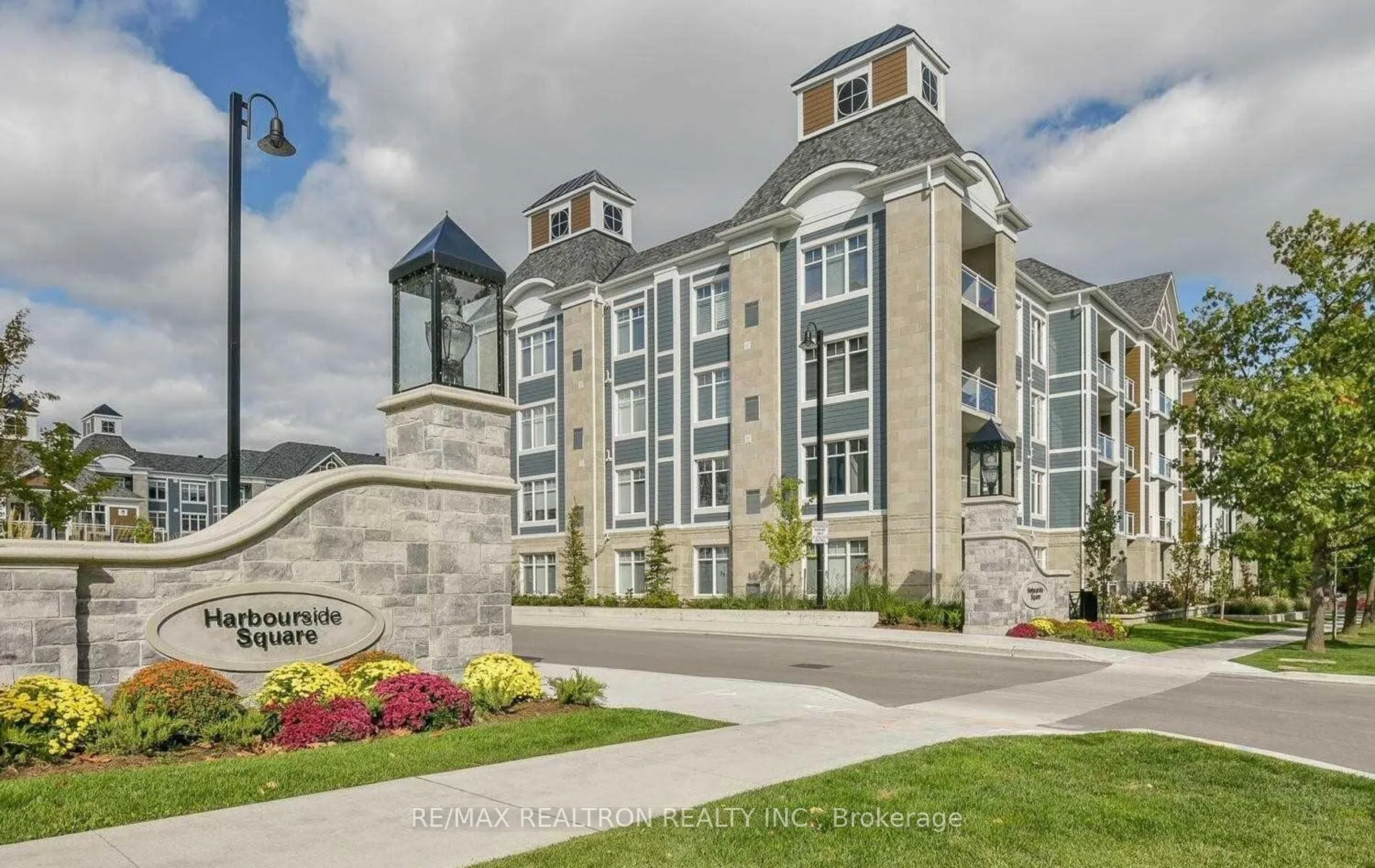 Photo 1 of Unit 413, 670 Gordon Street, Whitby, Port Whitby — HOMEH