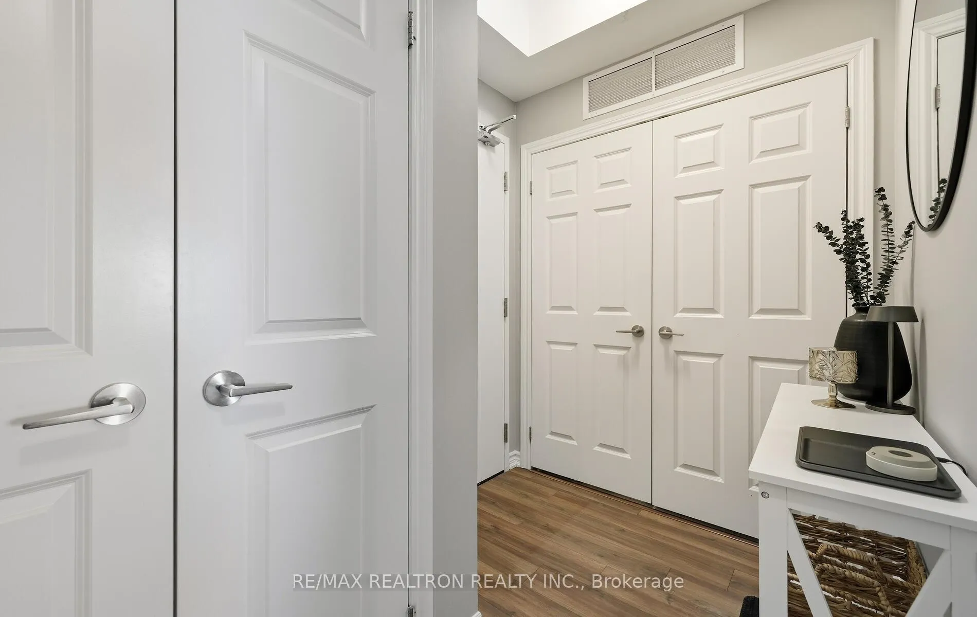 Photo 7 of Unit 413, 670 Gordon Street, Whitby, Port Whitby — HOMEH