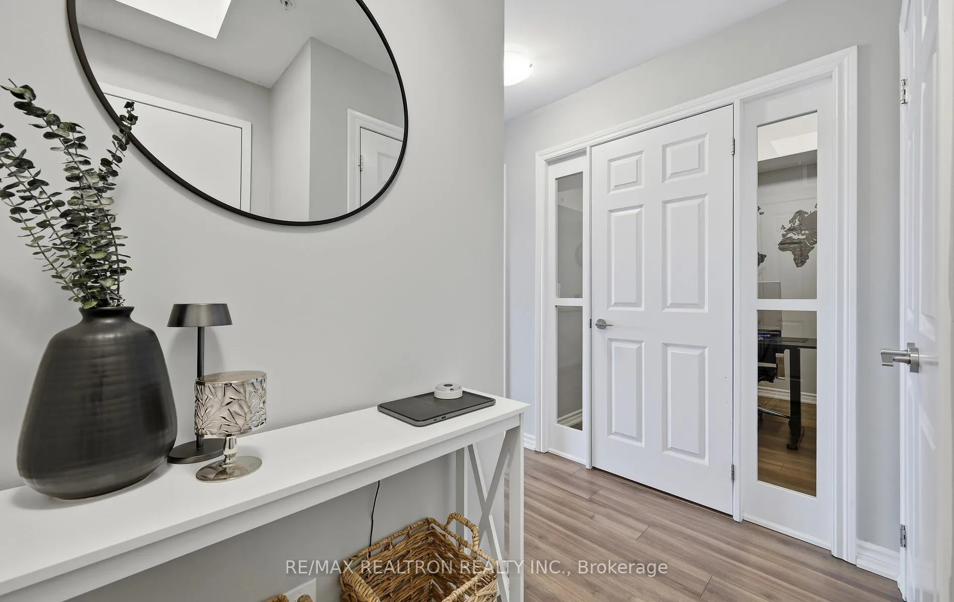 Photo 8 of Unit 413, 670 Gordon Street, Whitby, Port Whitby — HOMEH