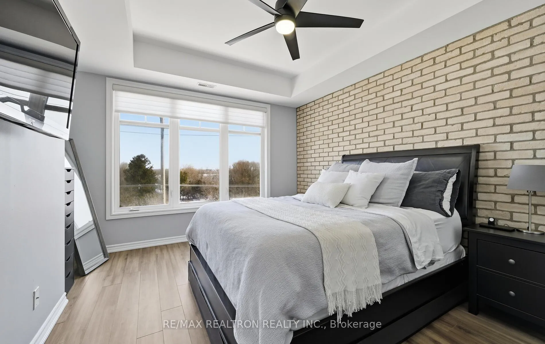 Photo 25 of Unit 413, 670 Gordon Street, Whitby, Port Whitby — HOMEH