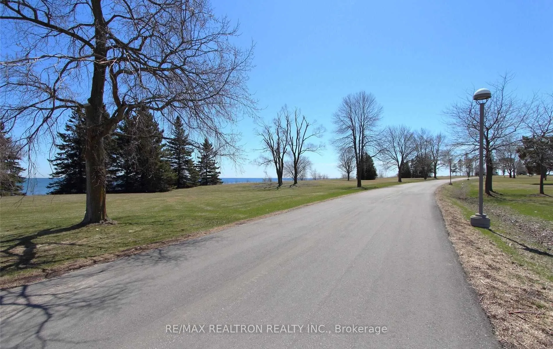 Photo 38 of Unit 413, 670 Gordon Street, Whitby, Port Whitby — HOMEH