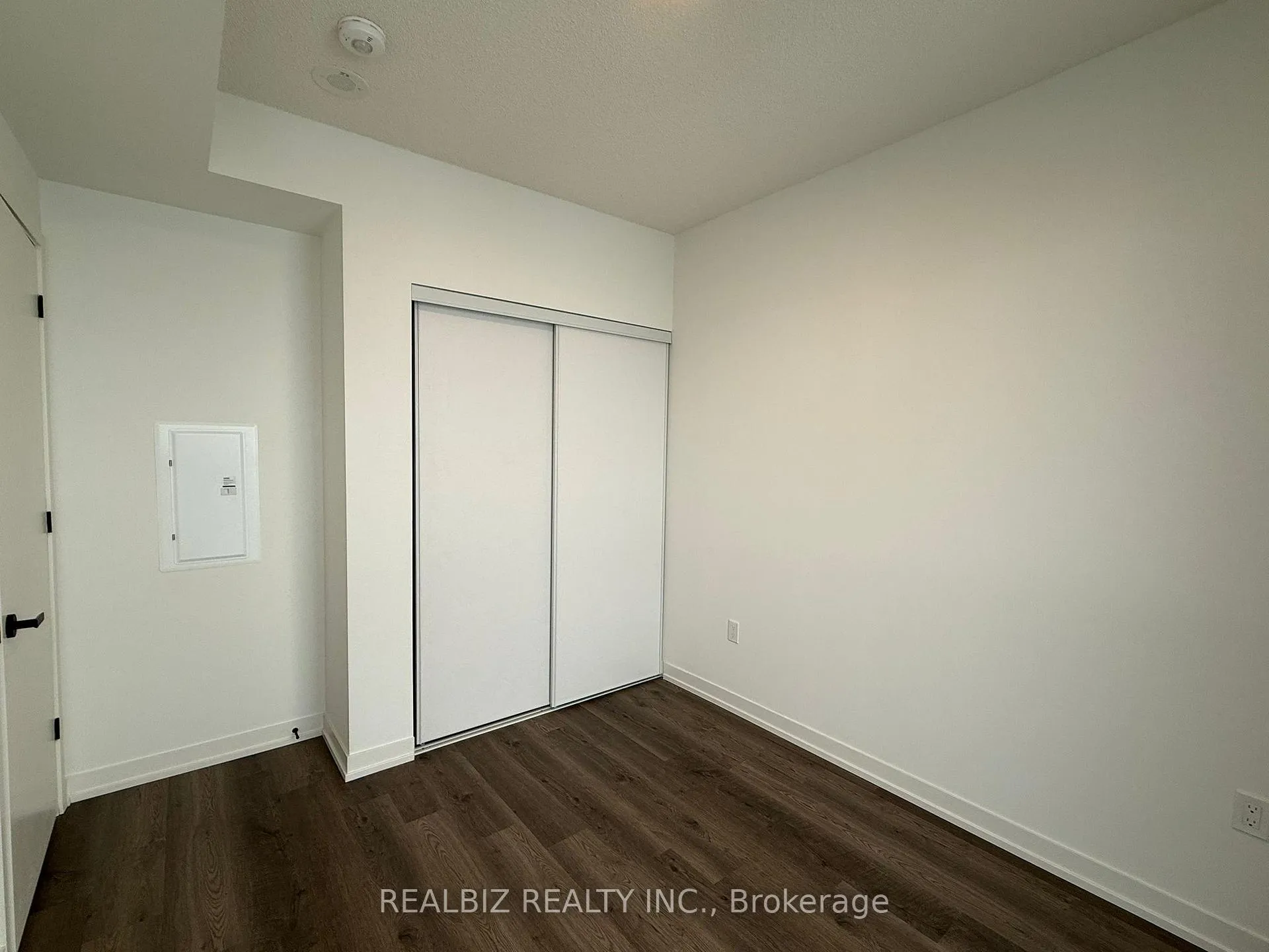 Photo 14 of Unit 5803, 8 Interchange Way, Vaughan, Vaughan Corporate Centre — HOMEH