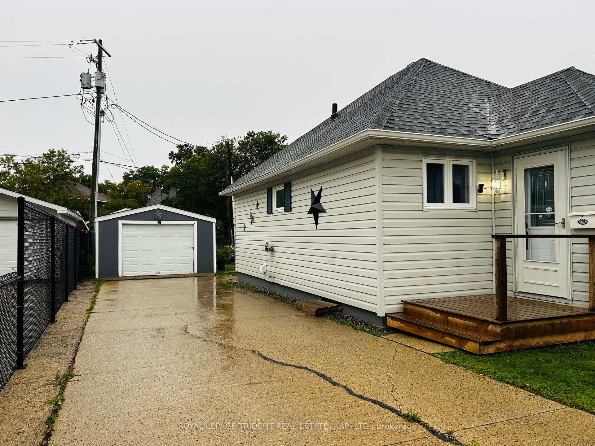 Photo 3 of 4 Empire Avenue, Kapuskasing — HOMEH