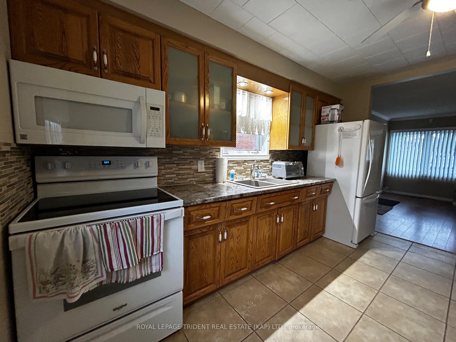 Photo 16 of 4 Empire Avenue, Kapuskasing — HOMEH
