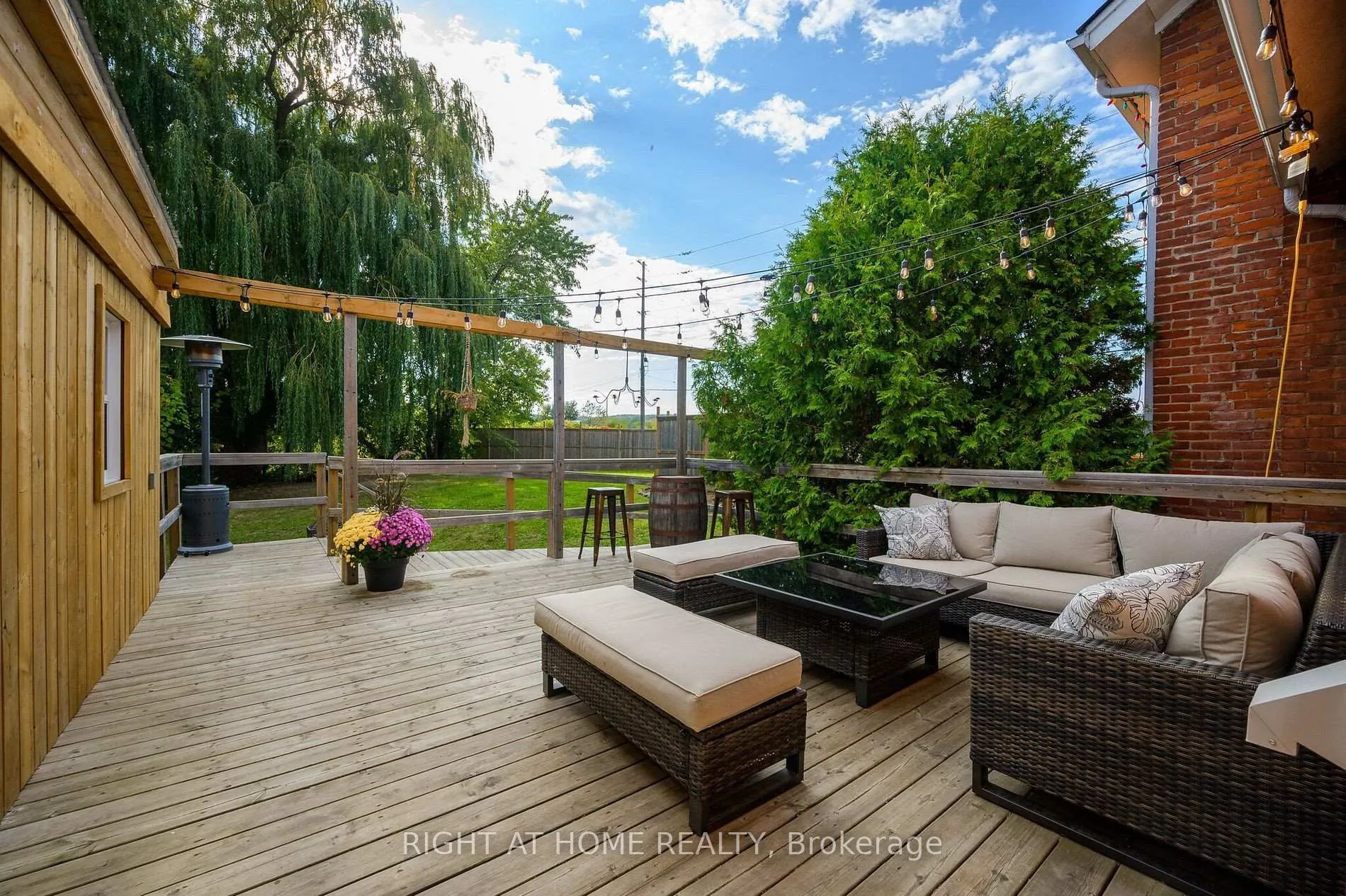 Photo 18 of 3318 Dundas Street, Burlington, Headon — HOMEH