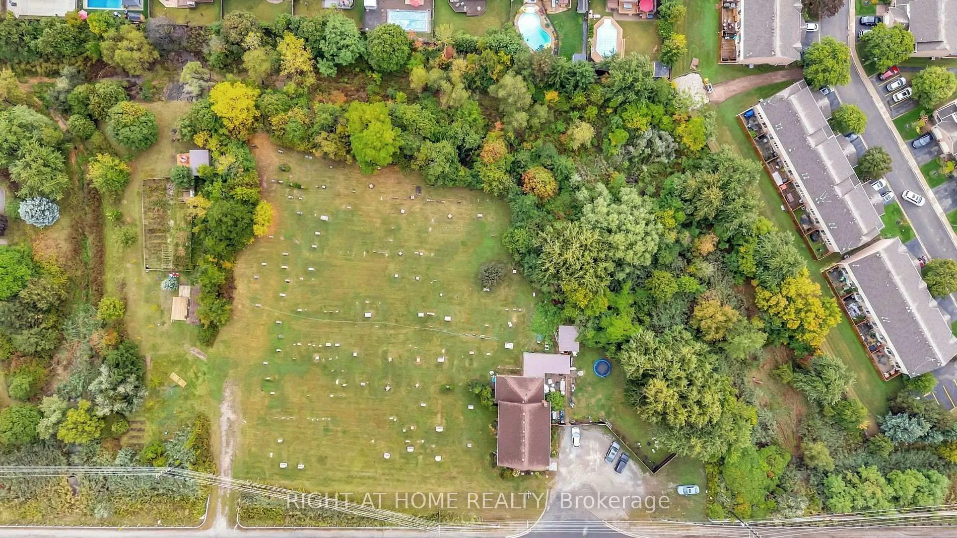 Photo 31 of 3318 Dundas Street, Burlington, Headon — HOMEH