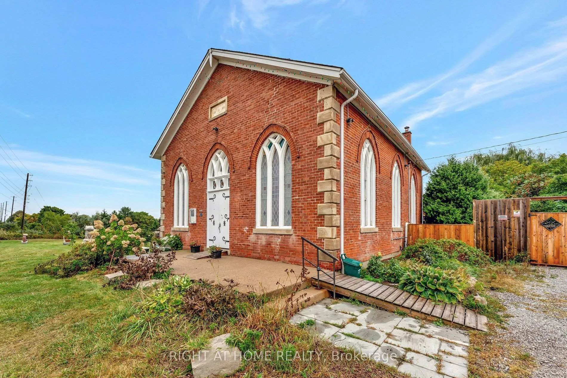 Photo 36 of 3318 Dundas Street, Burlington, Headon — HOMEH