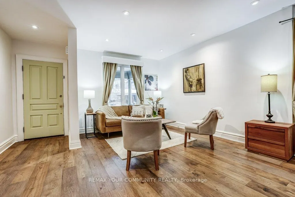 Photo 2 of 11 1/2 Sparkhall Avenue, Toronto, North Riverdale — HOMEH