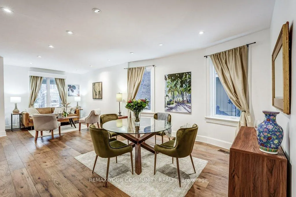 Photo 4 of 11 1/2 Sparkhall Avenue, Toronto, North Riverdale — HOMEH