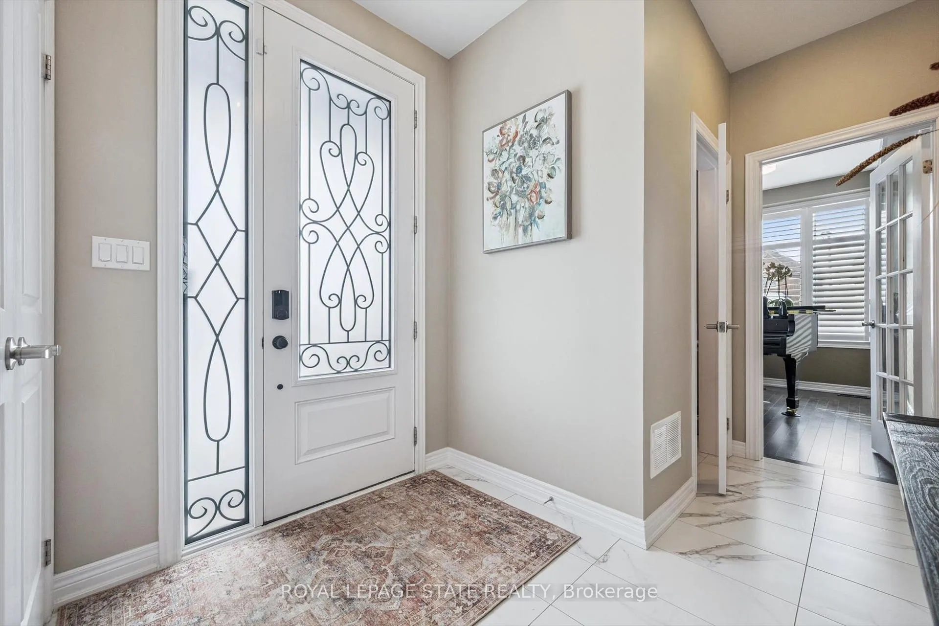Photo 2 of 1383 Farmstead Drive, Milton, Ford — HOMEH