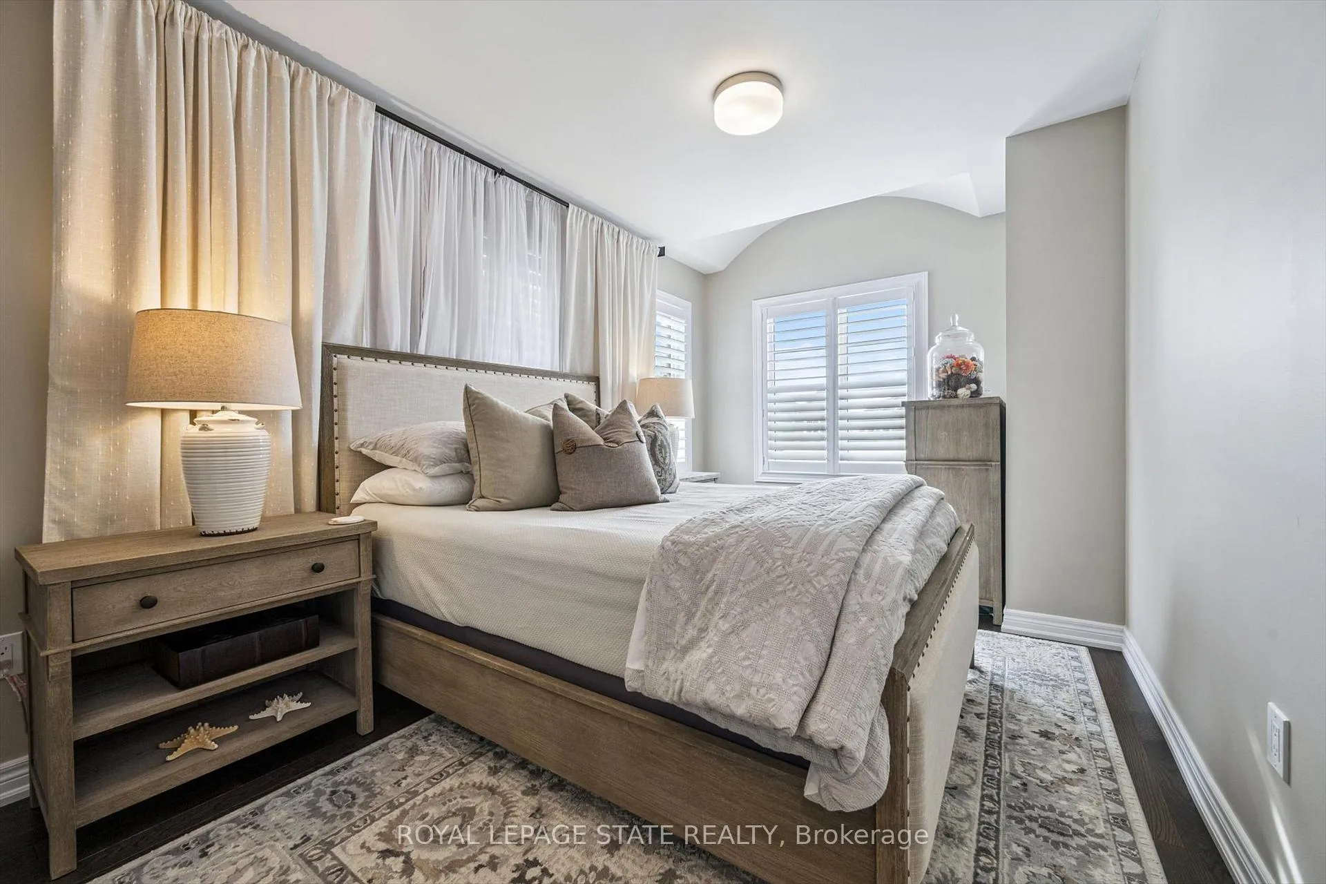 Photo 23 of 1383 Farmstead Drive, Milton, Ford — HOMEH