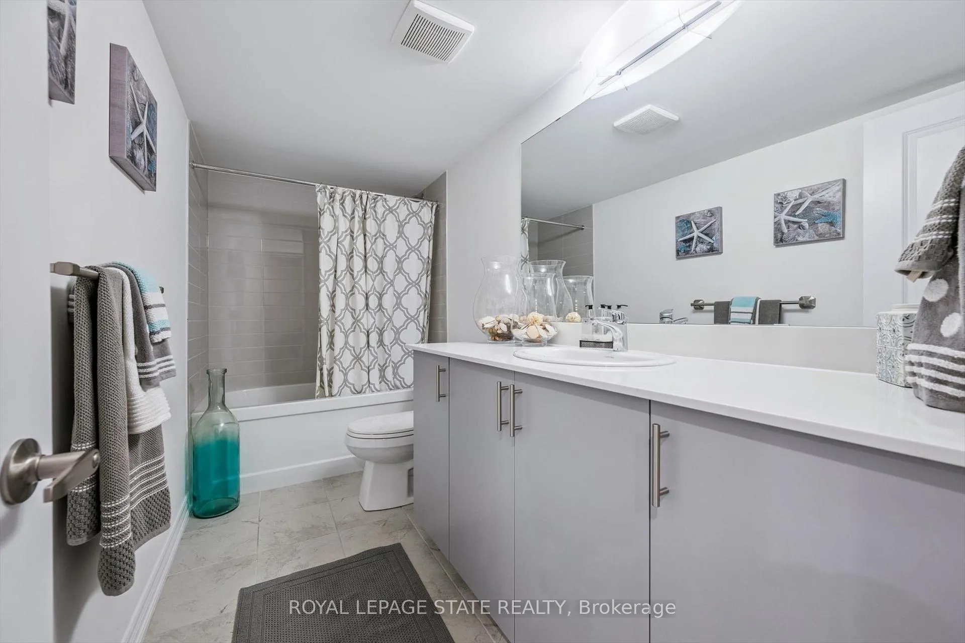 Photo 31 of 1383 Farmstead Drive, Milton, Ford — HOMEH