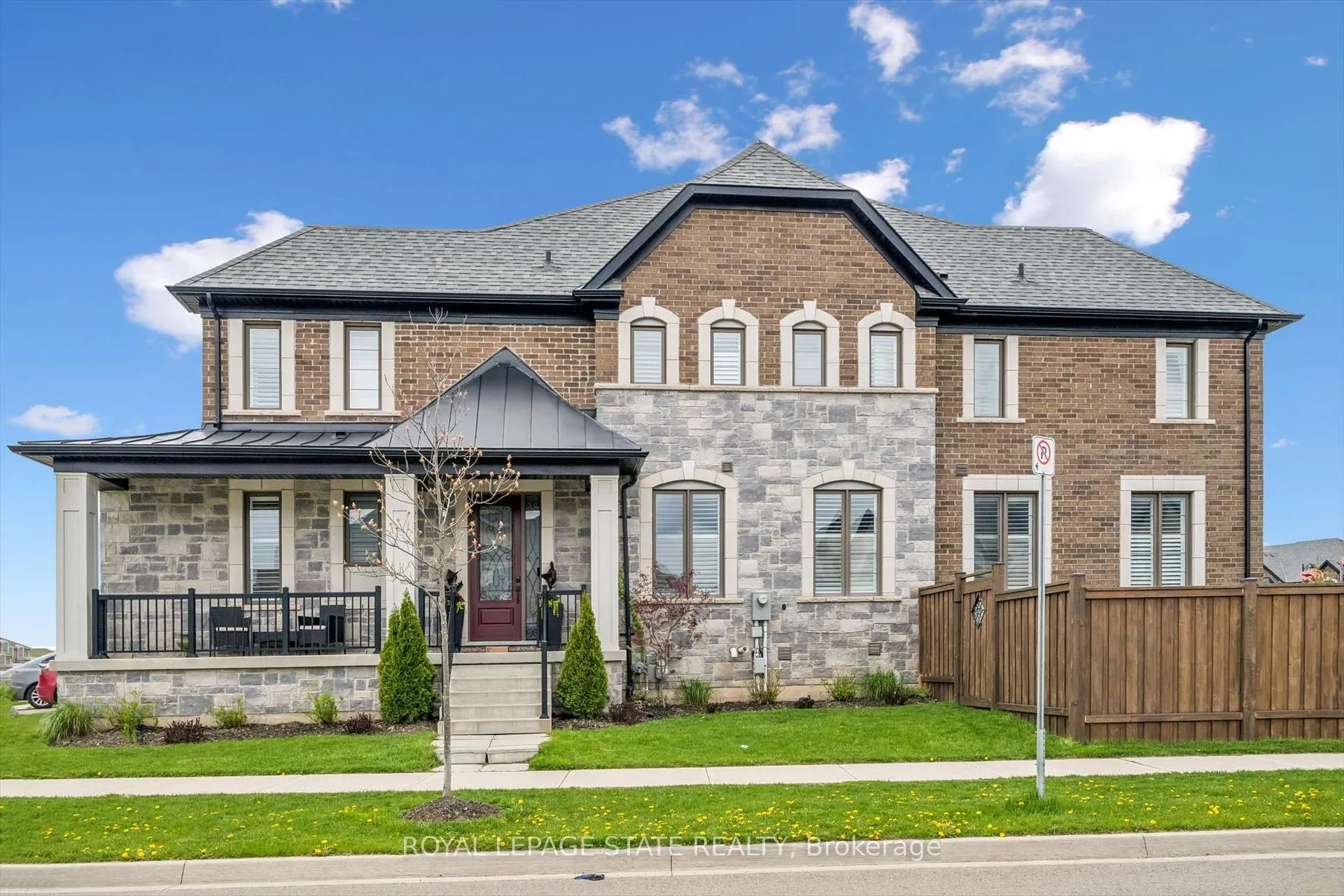 Photo 1 of 1383 Farmstead Drive, Milton, Ford — HOMEH