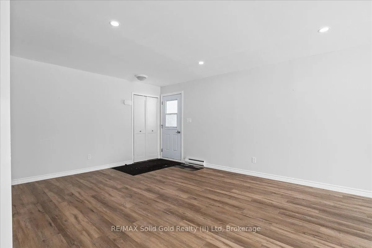 Photo 11 of 135 Rowland Street, West Perth, Mitchell — HOMEH