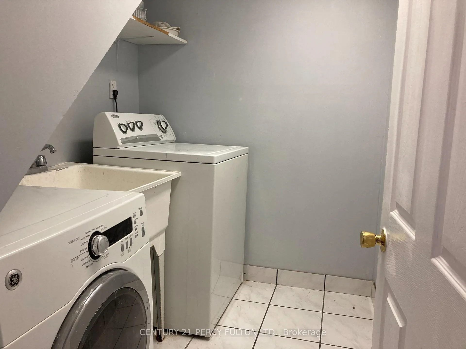Photo 14 of Unit Bsmt, 41 Rosseter Road, Markham, Middlefield — HOMEH