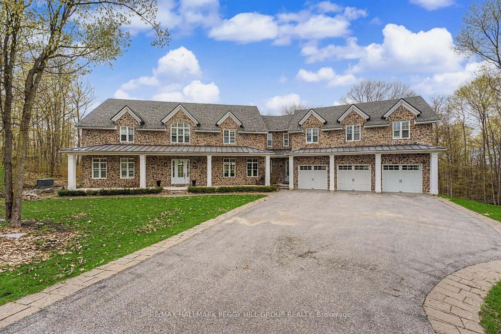 Front of 16 Heron Boulevard