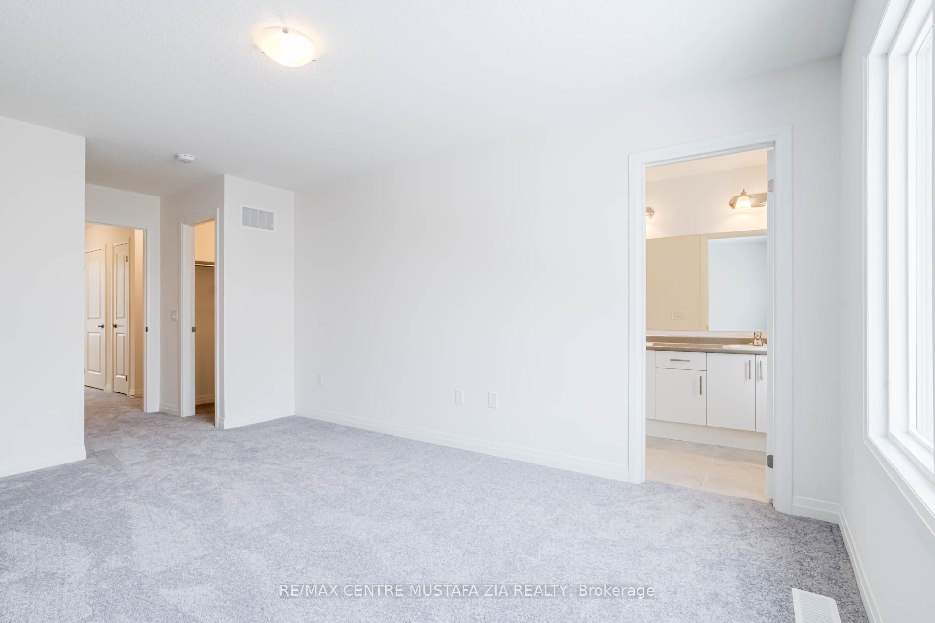 Photo 23 of Unit 37, 474 Provident Way, Hamilton, Mount Hope — HOMEH