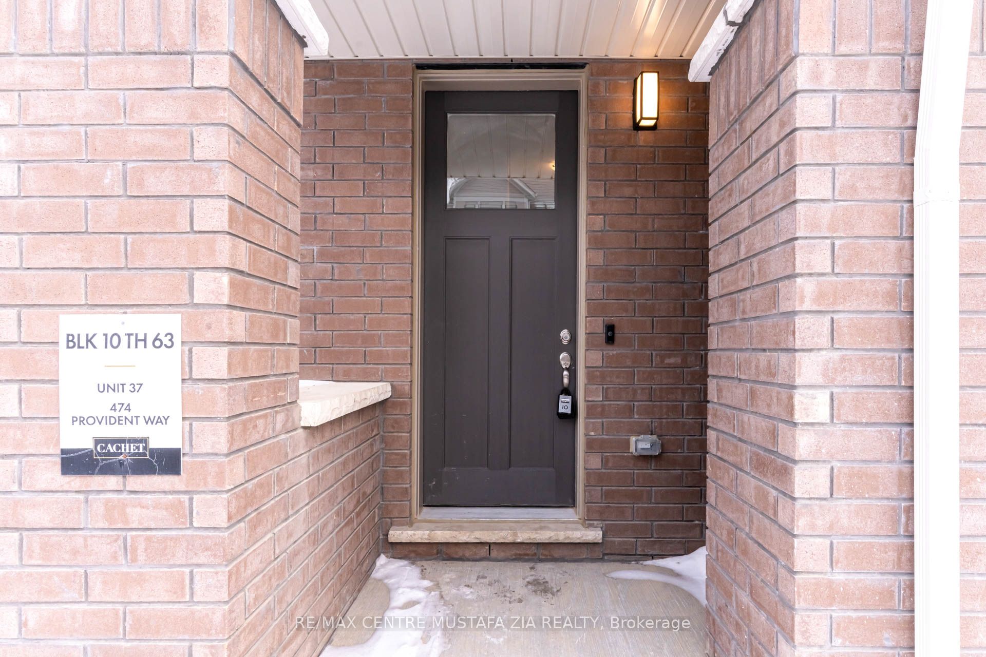Photo 4 of Unit 37, 474 Provident Way, Hamilton, Mount Hope — HOMEH