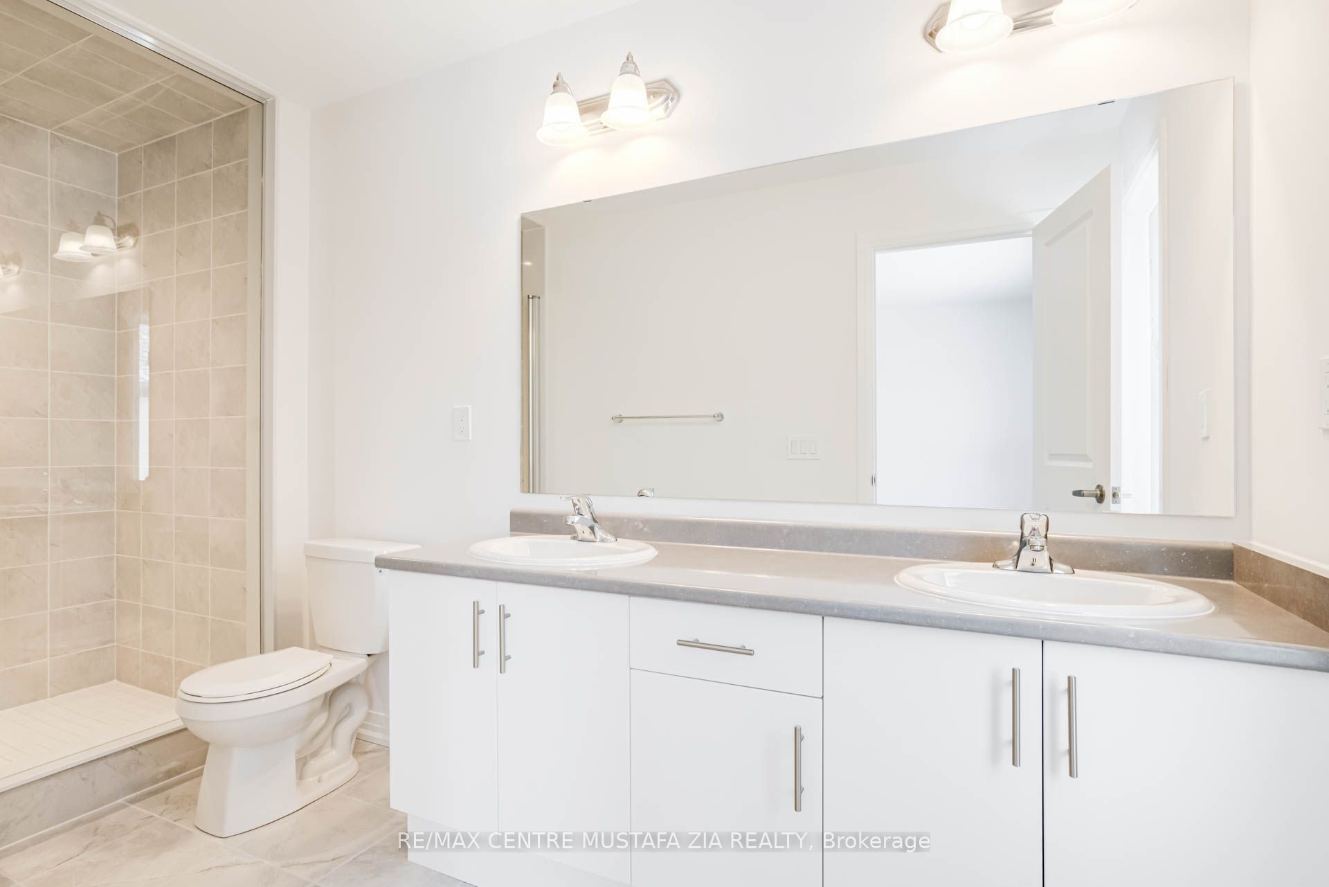 Photo 24 of Unit 37, 474 Provident Way, Hamilton, Mount Hope — HOMEH