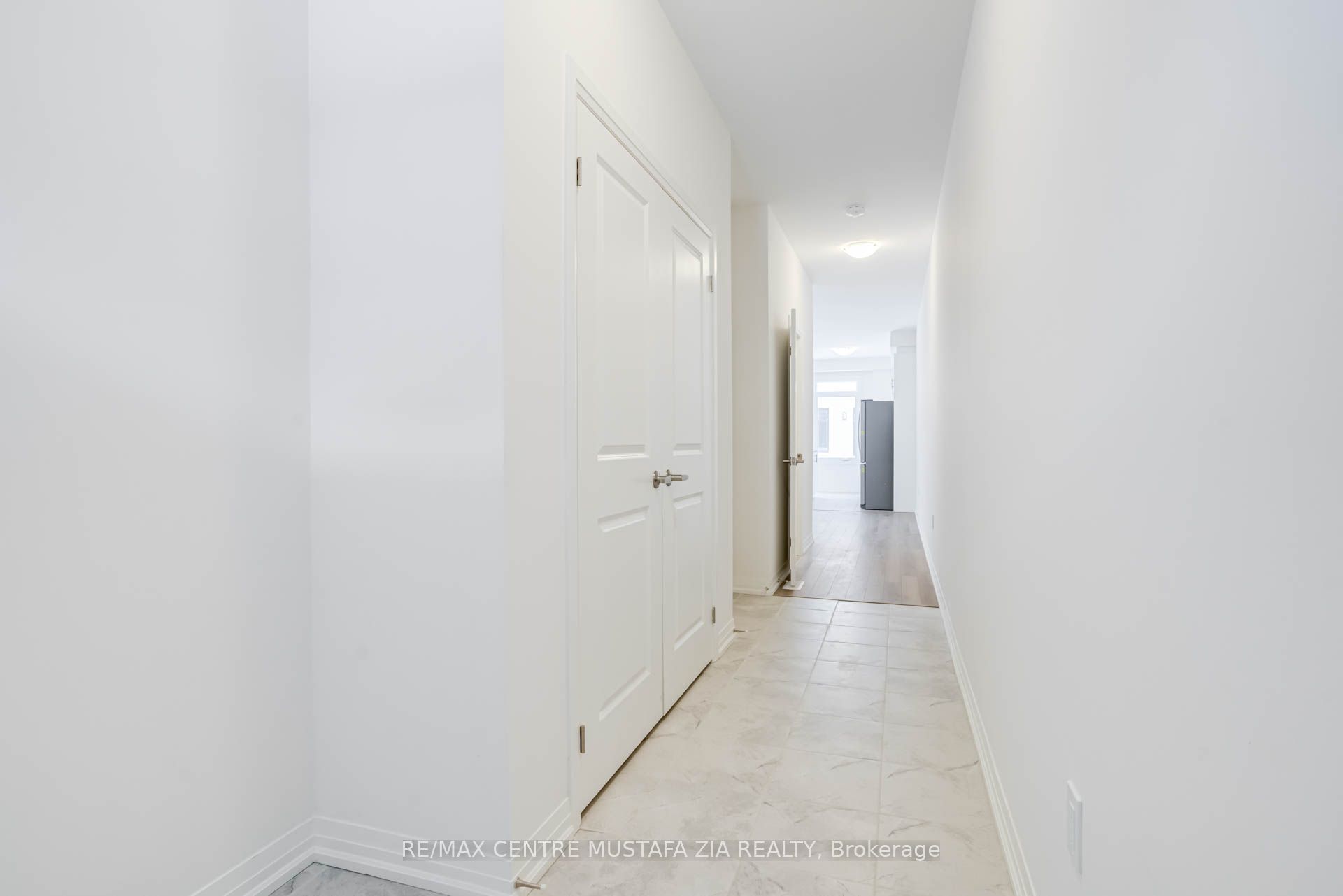 Photo 6 of Unit 37, 474 Provident Way, Hamilton, Mount Hope — HOMEH