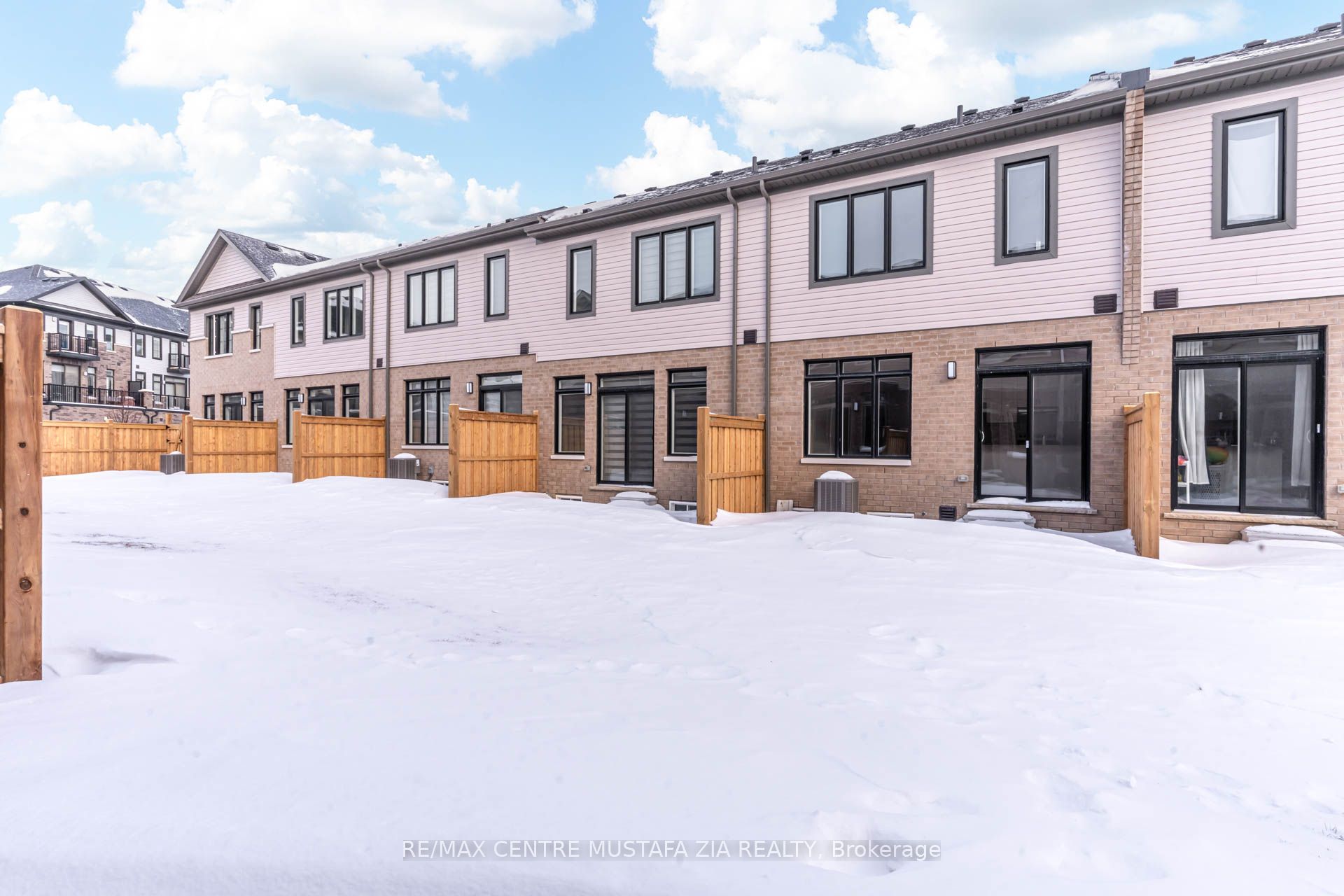Photo 42 of Unit 37, 474 Provident Way, Hamilton, Mount Hope — HOMEH