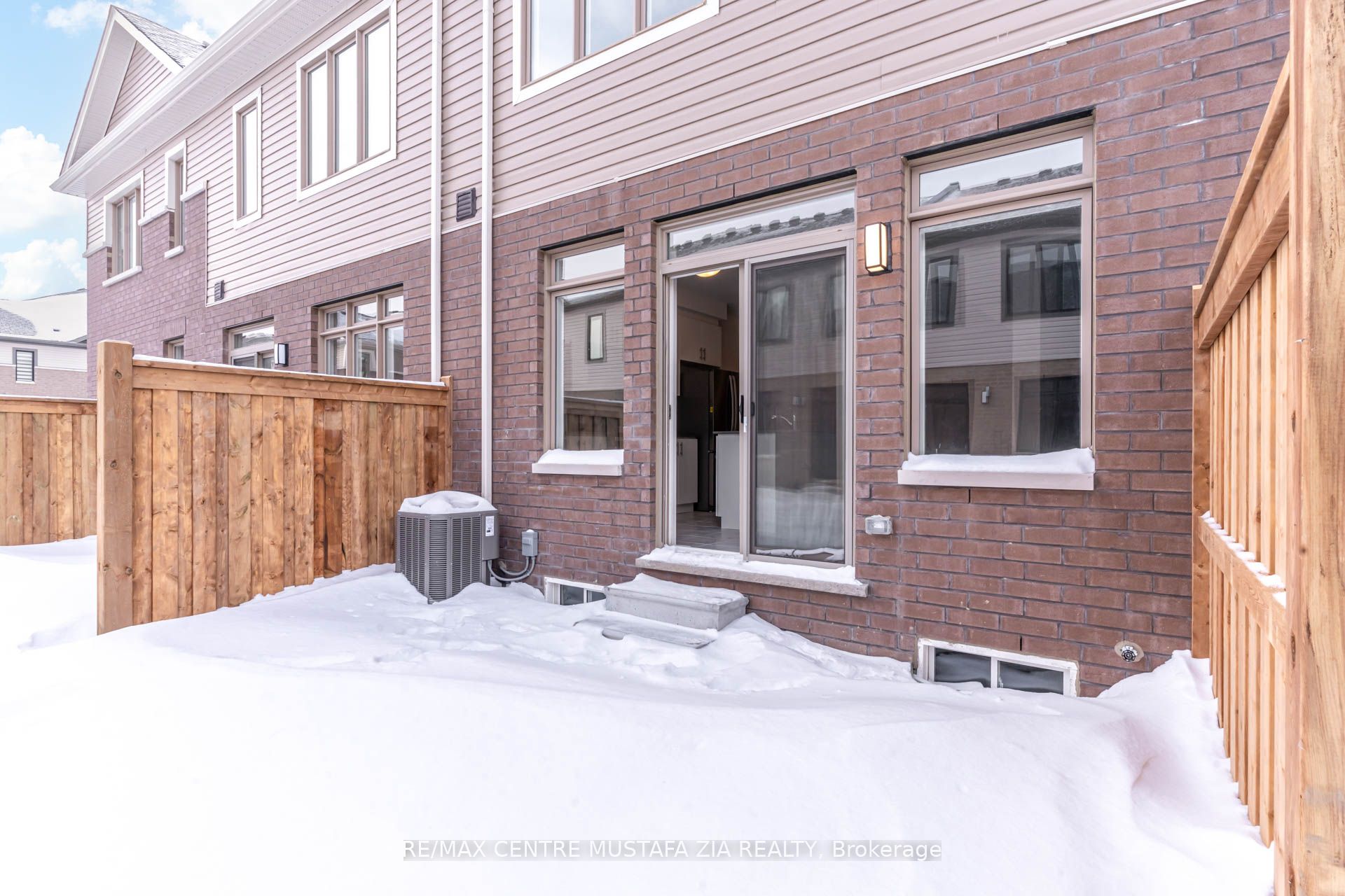 Photo 44 of Unit 37, 474 Provident Way, Hamilton, Mount Hope — HOMEH