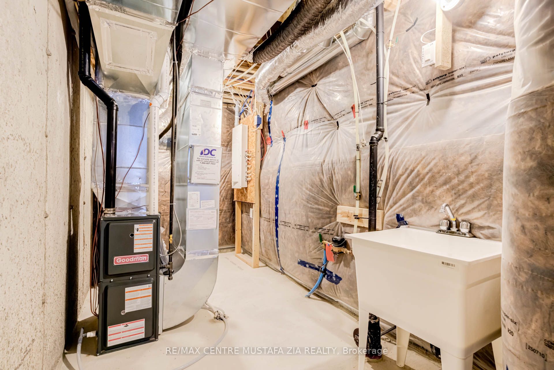 Photo 39 of Unit 37, 474 Provident Way, Hamilton, Mount Hope — HOMEH