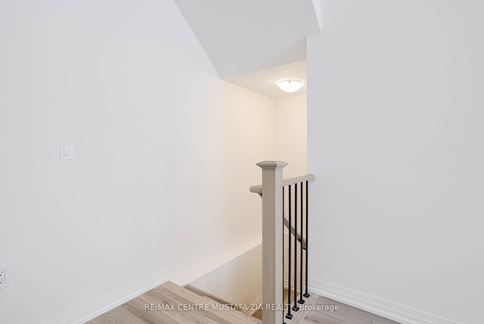 Photo 35 of Unit 37, 474 Provident Way, Hamilton, Mount Hope — HOMEH