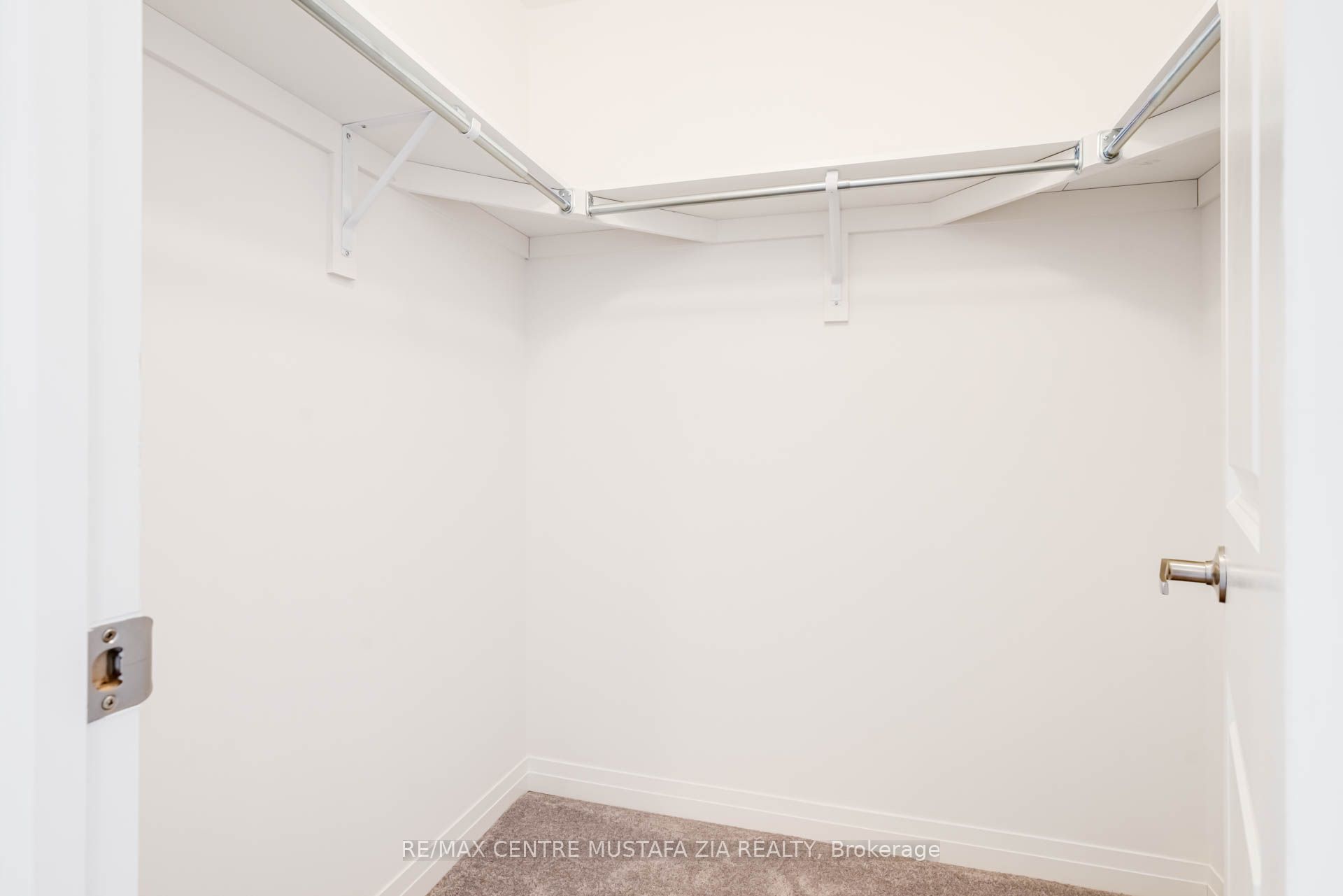 Photo 27 of Unit 37, 474 Provident Way, Hamilton, Mount Hope — HOMEH