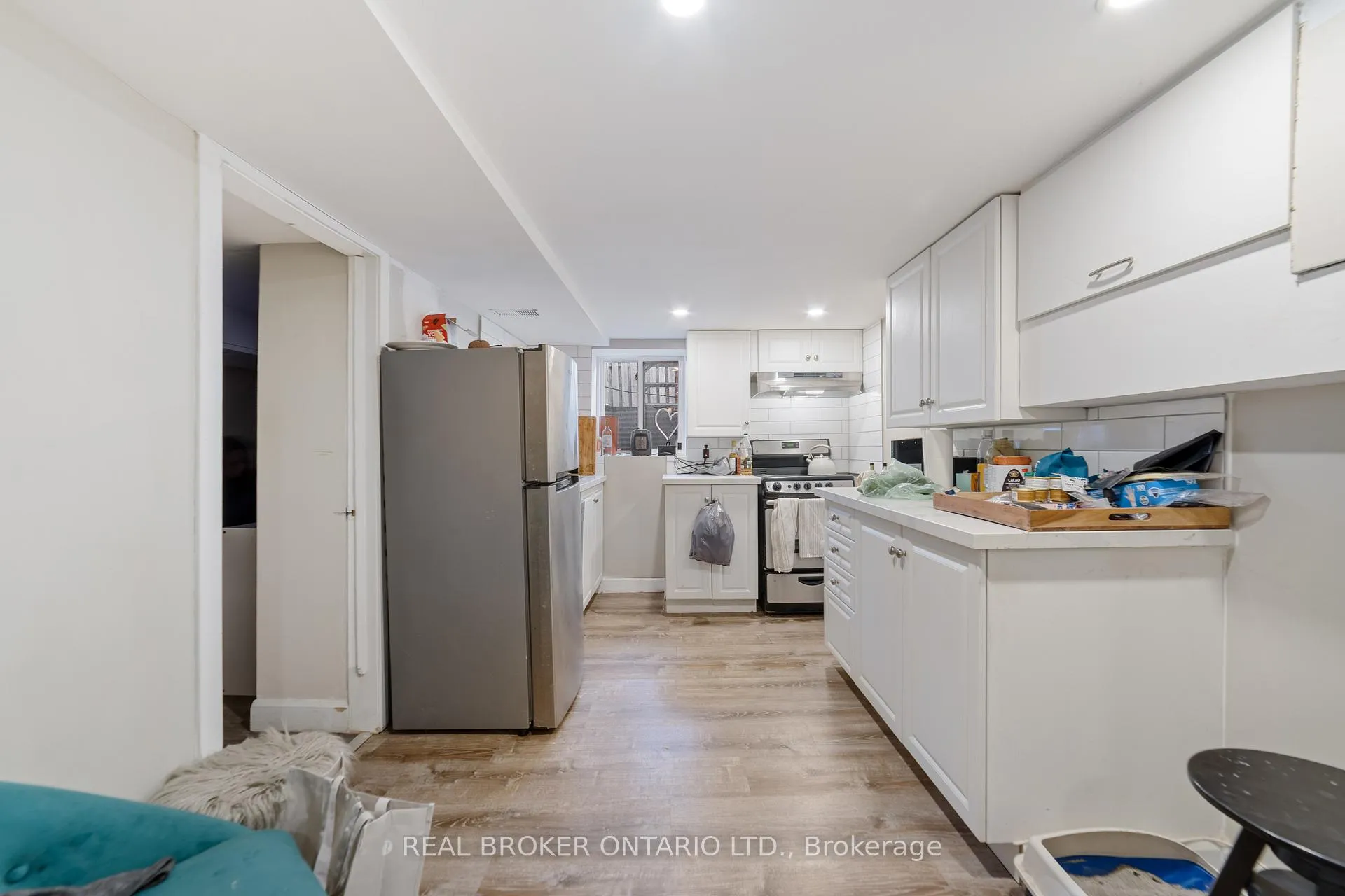 Photo 5 of 29 Gibson Avenue, Hamilton, Gibson — HOMEH