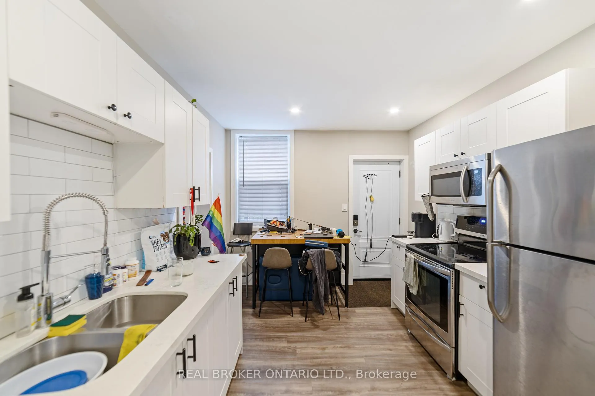 Photo 11 of 29 Gibson Avenue, Hamilton, Gibson — HOMEH
