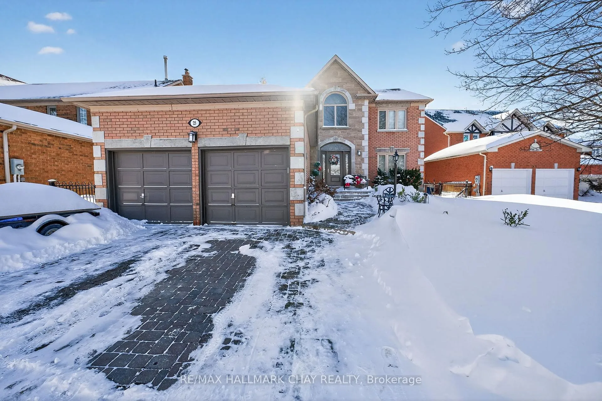 Photo 1 of 25 Falling Brook Drive, Barrie, Bayshore — HOMEH
