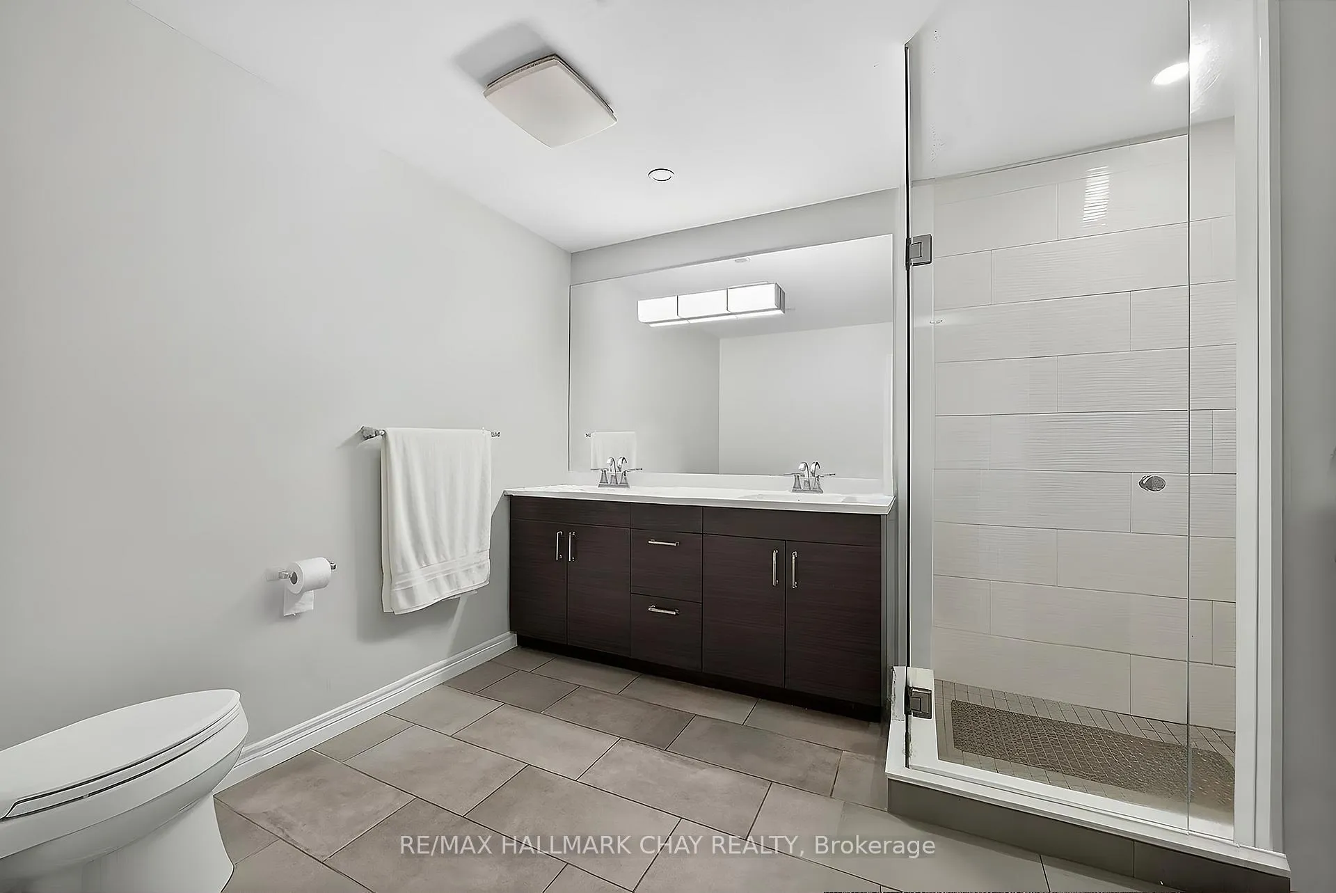 Photo 14 of 25 Falling Brook Drive, Barrie, Bayshore — HOMEH
