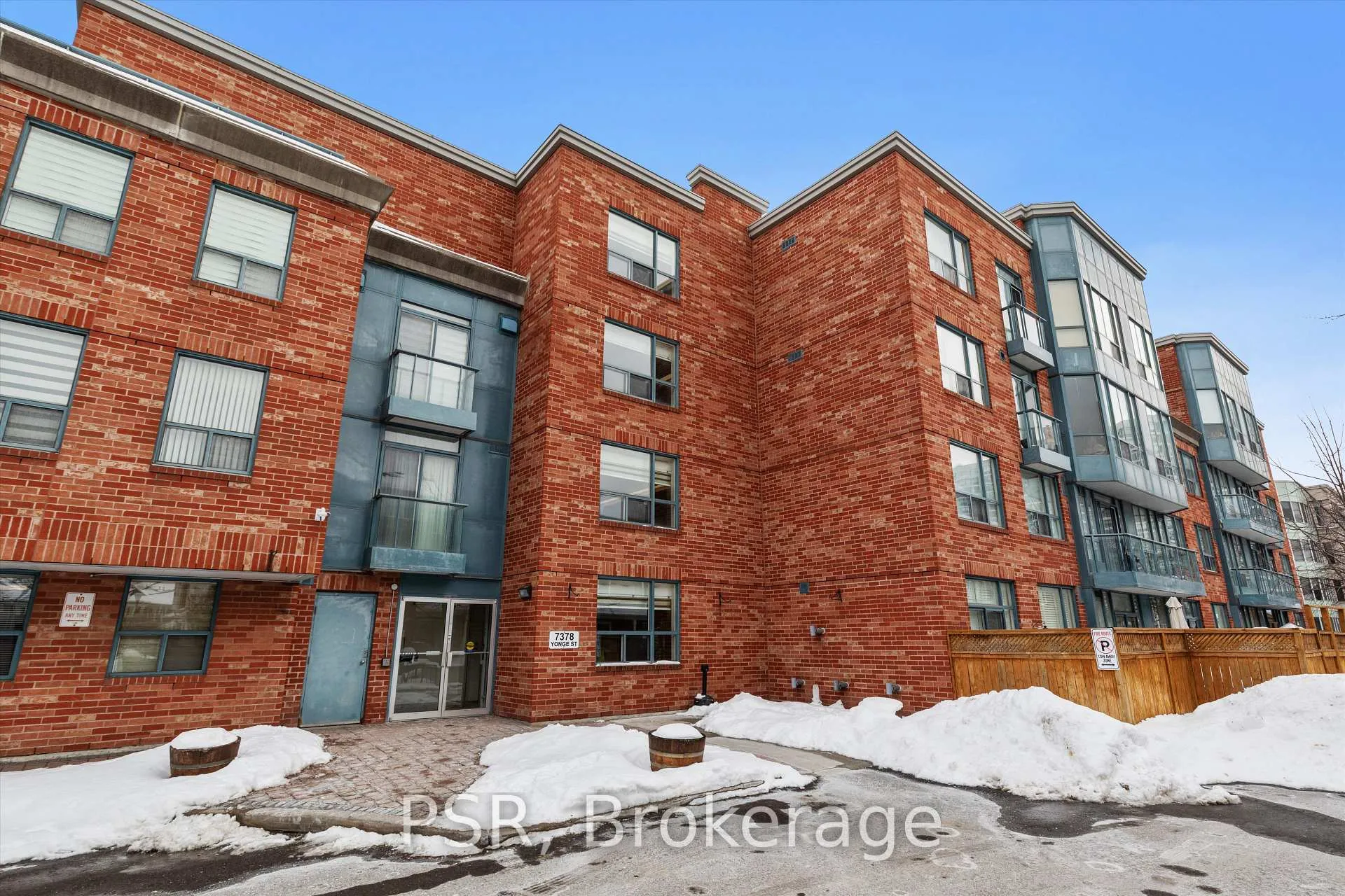 Photo 3 of Unit 103, 7378 Yonge Street, Vaughan, Crestwood-Springfarm-Yorkhill — HOMEH