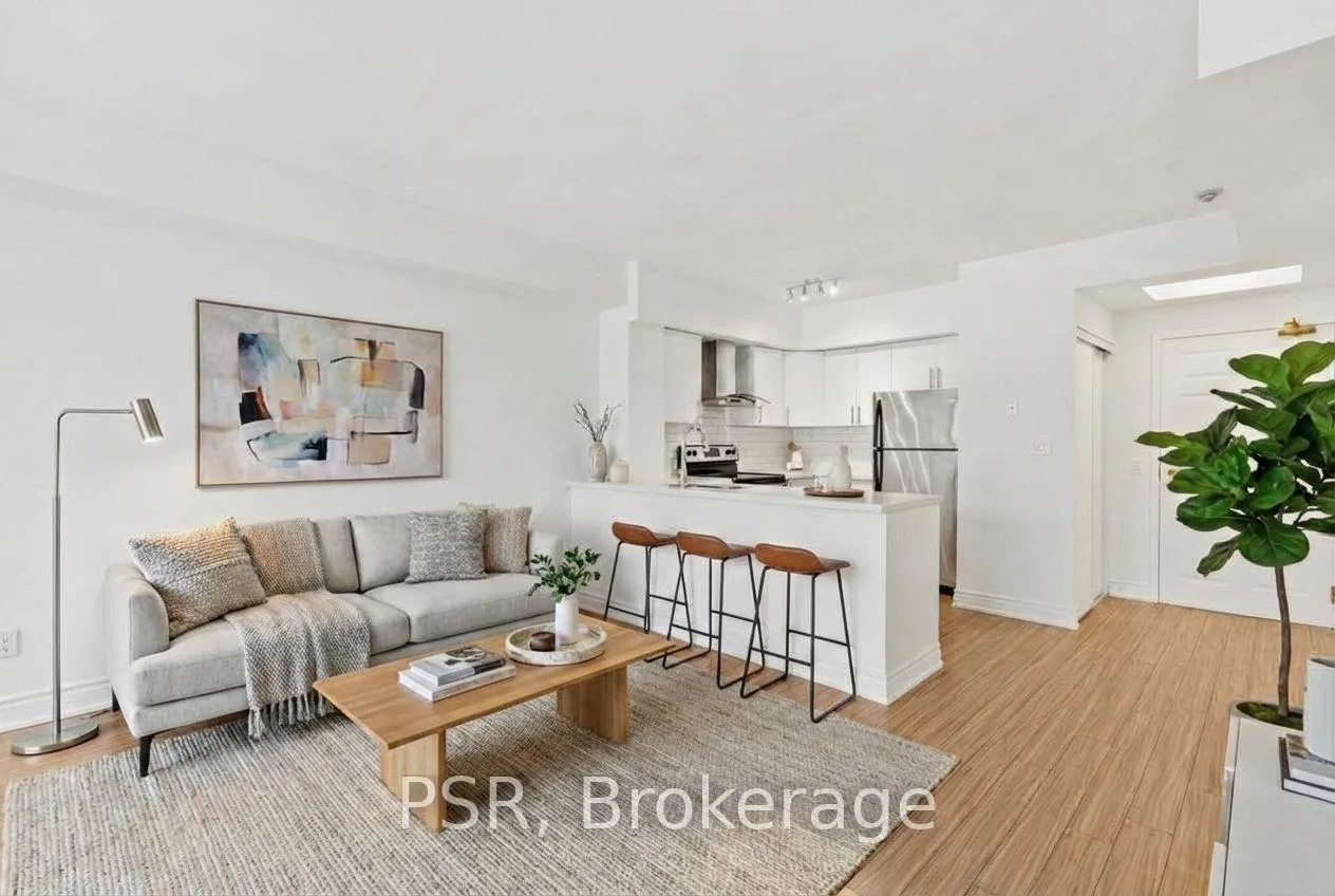 Photo 18 of Unit 103, 7378 Yonge Street, Vaughan, Crestwood-Springfarm-Yorkhill — HOMEH