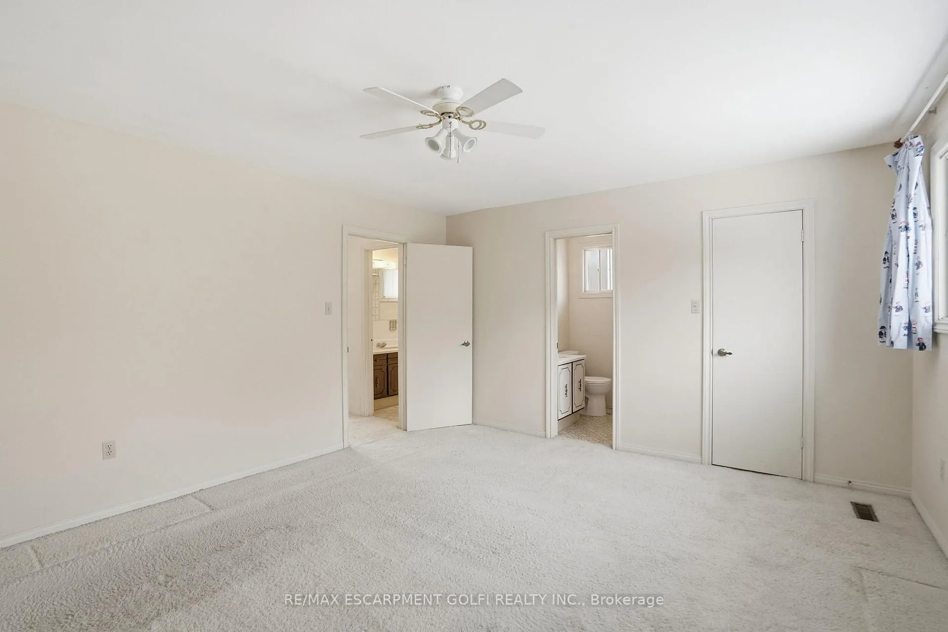 Photo 21 of 81 Highland Park Drive, Hamilton, Dundas — HOMEH