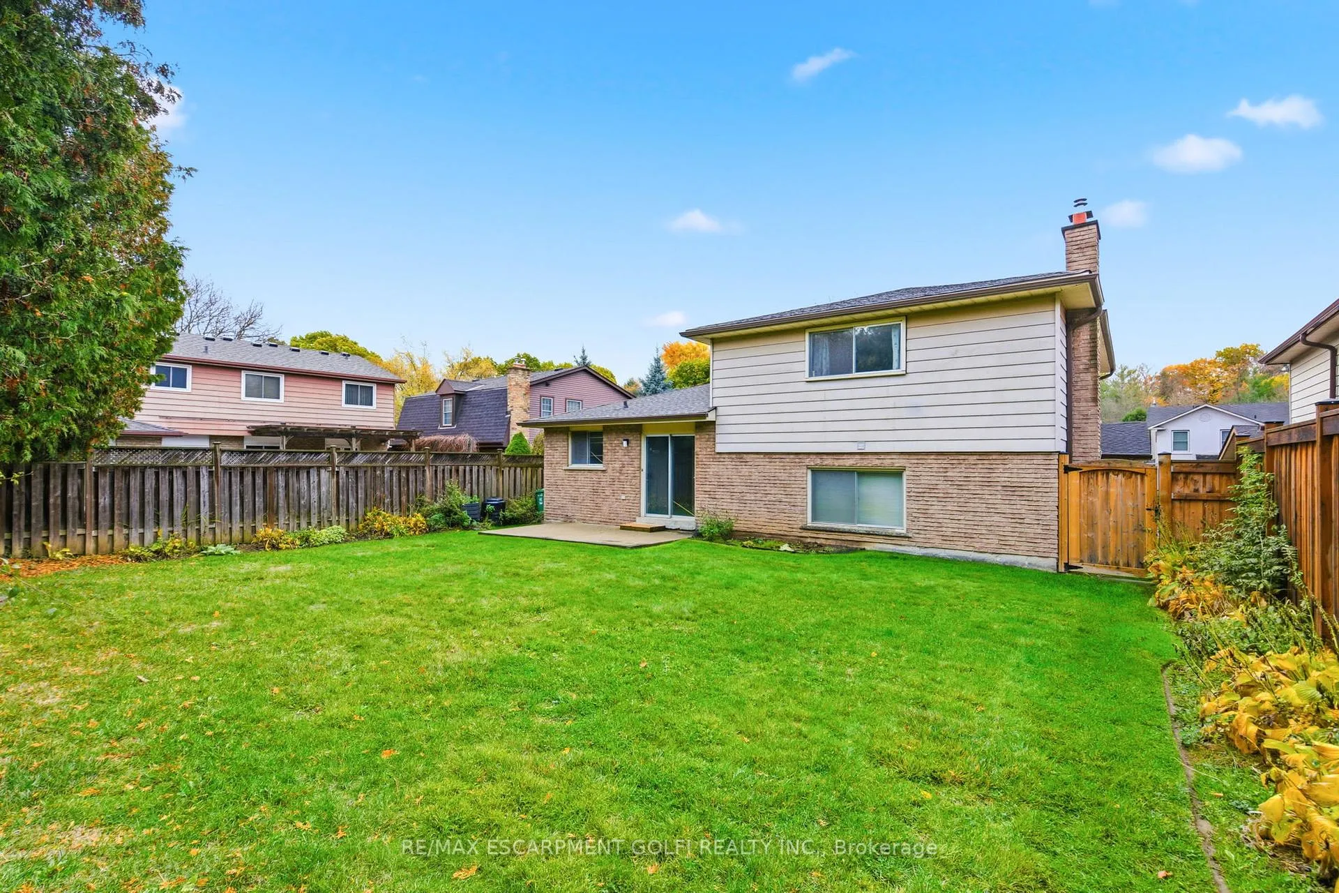 Photo 31 of 81 Highland Park Drive, Hamilton, Dundas — HOMEH