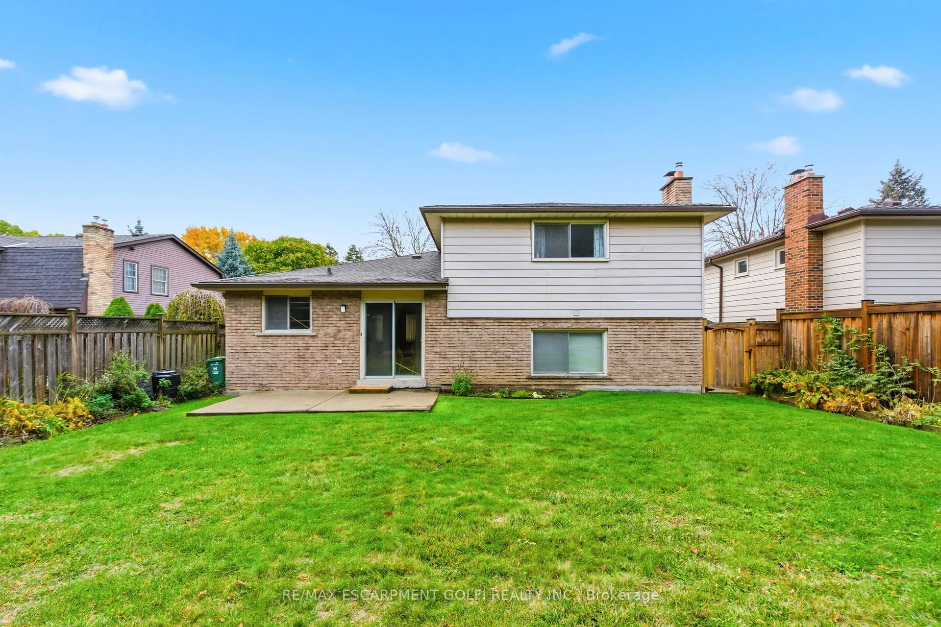 Photo 32 of 81 Highland Park Drive, Hamilton, Dundas — HOMEH