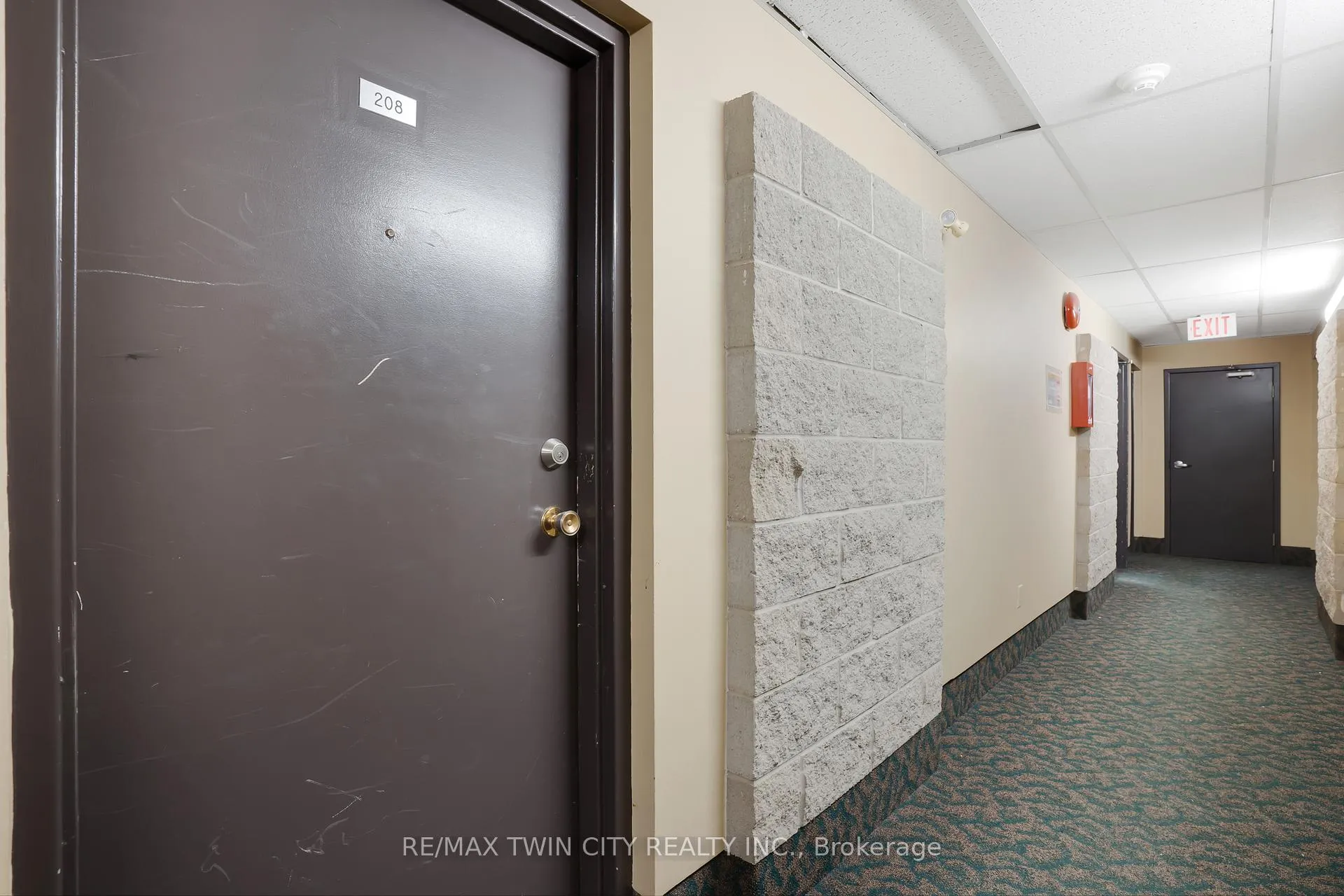 Photo 5 of Unit 208, 270 Eiwo Court, Waterloo — HOMEH