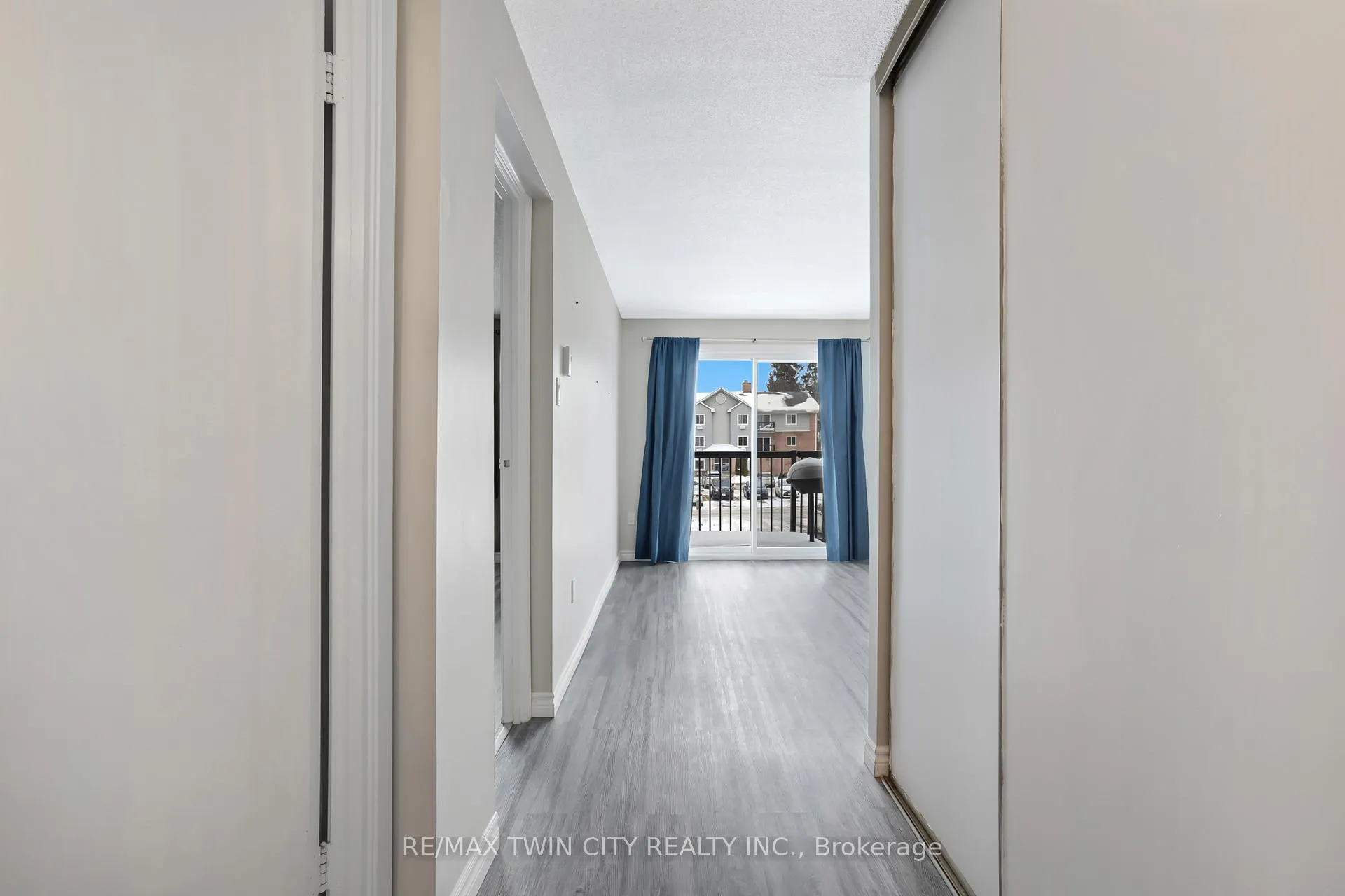 Photo 7 of Unit 208, 270 Eiwo Court, Waterloo — HOMEH