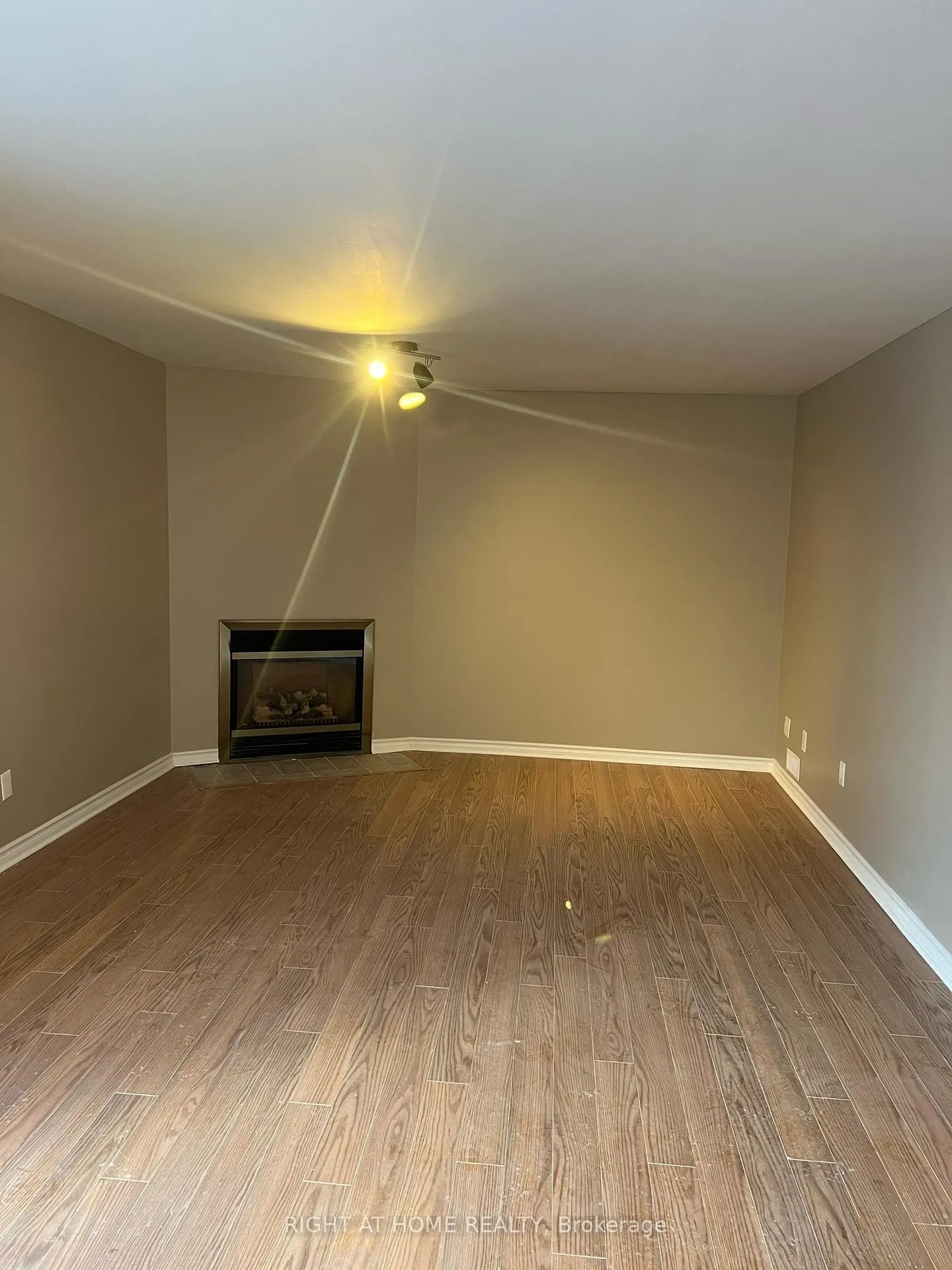 Photo 2 of Unit Lower, 46 Lougheed Road, Barrie, Holly — HOMEH