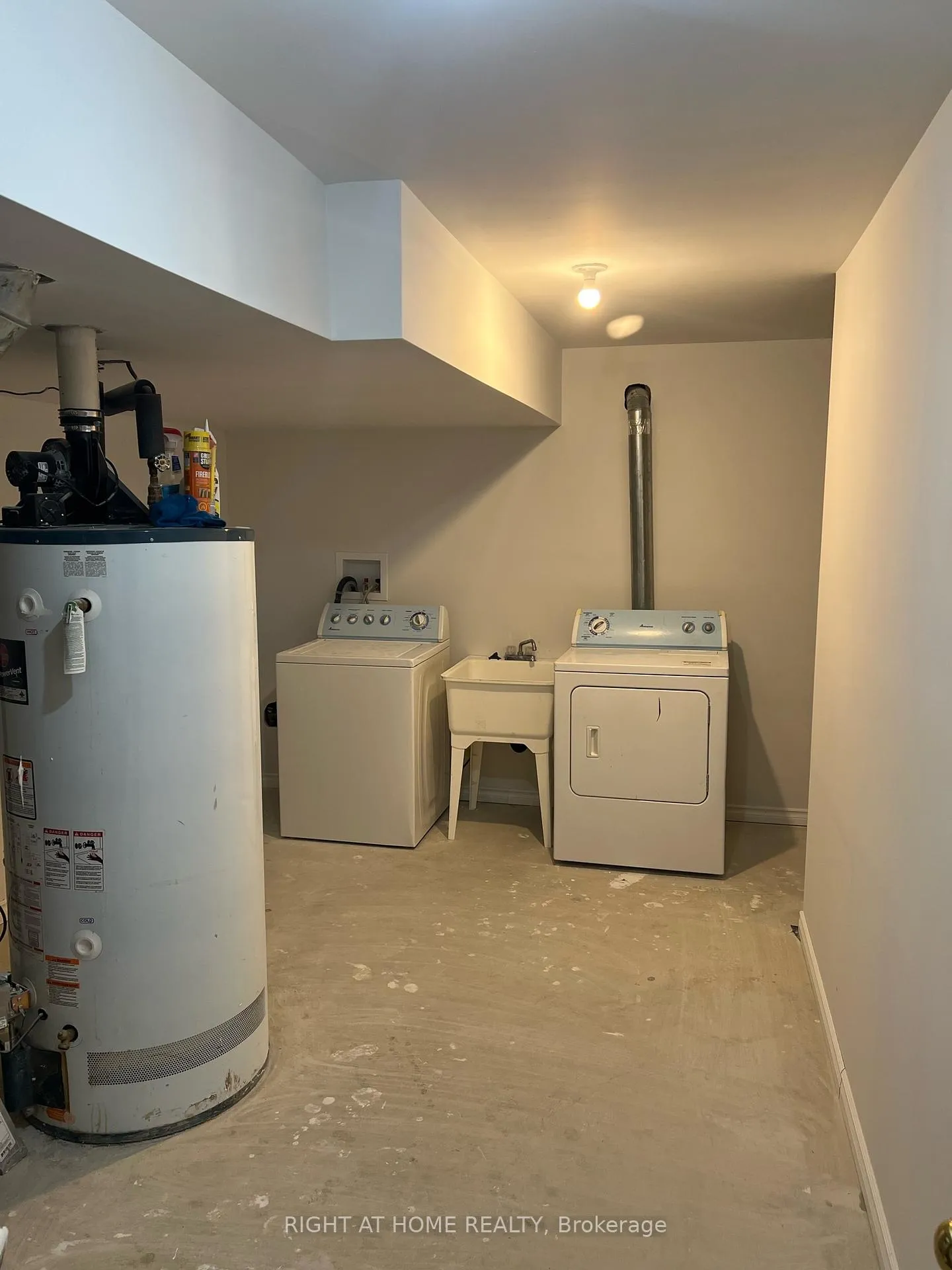 Photo 3 of Unit Lower, 46 Lougheed Road, Barrie, Holly — HOMEH