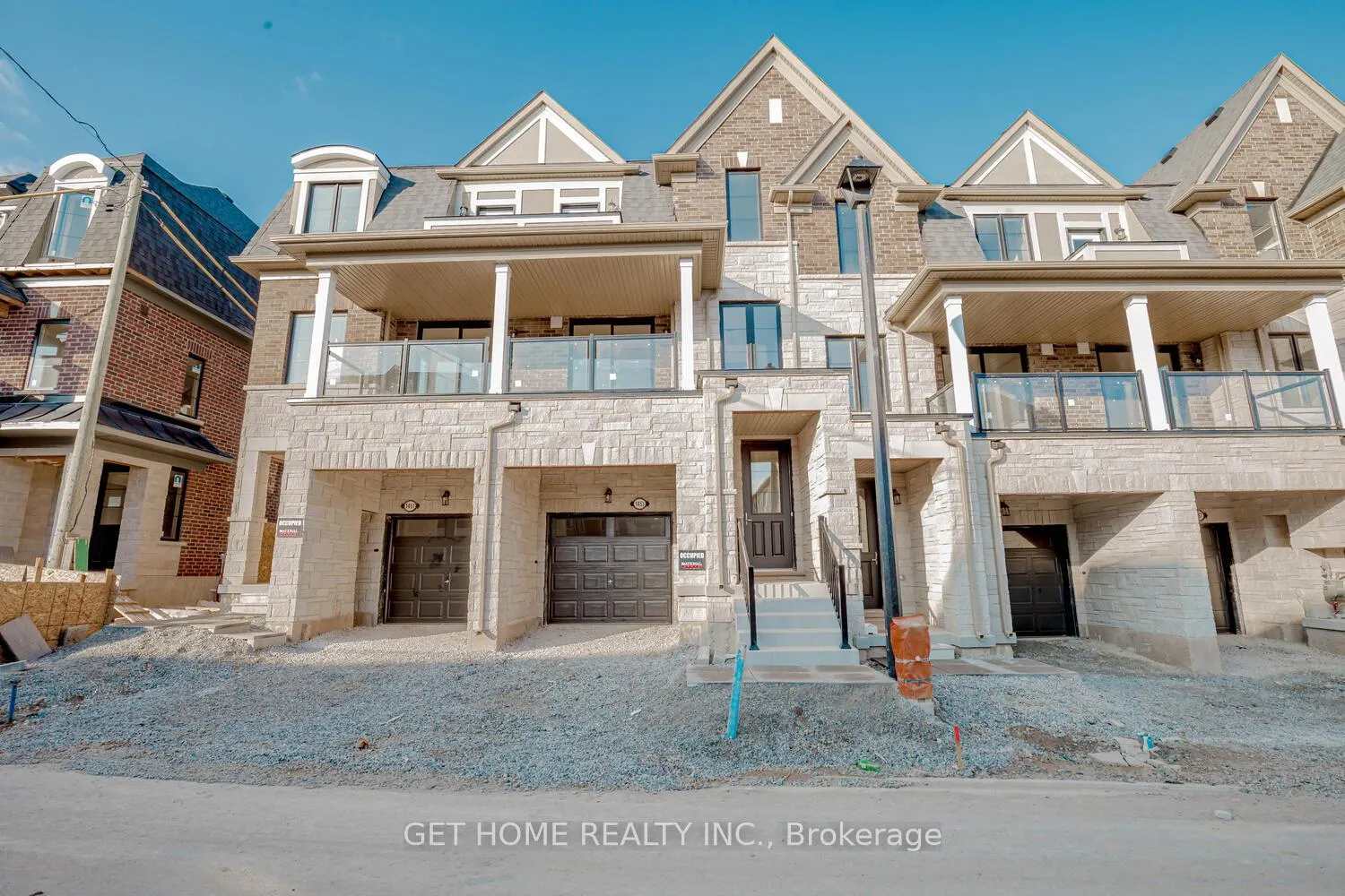 Photo 1 of 1453 National Common, Burlington, Tyandaga — HOMEH