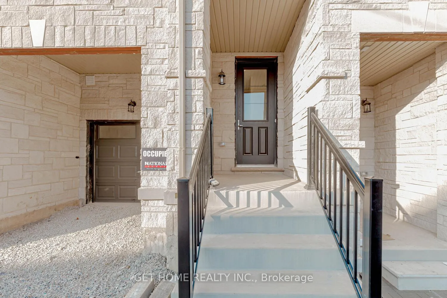 Photo 3 of 1453 National Common, Burlington, Tyandaga — HOMEH
